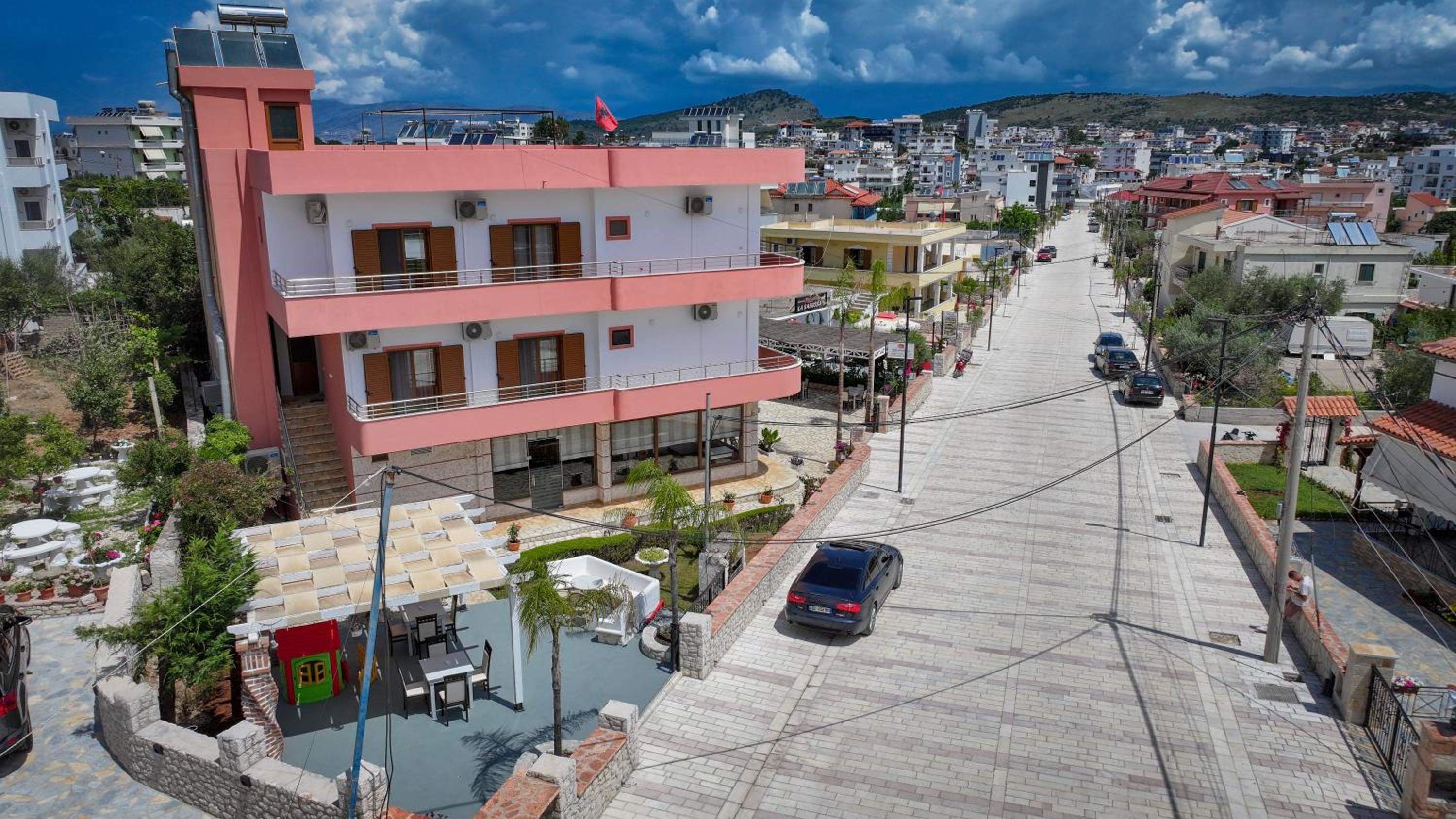 Doni Apartments