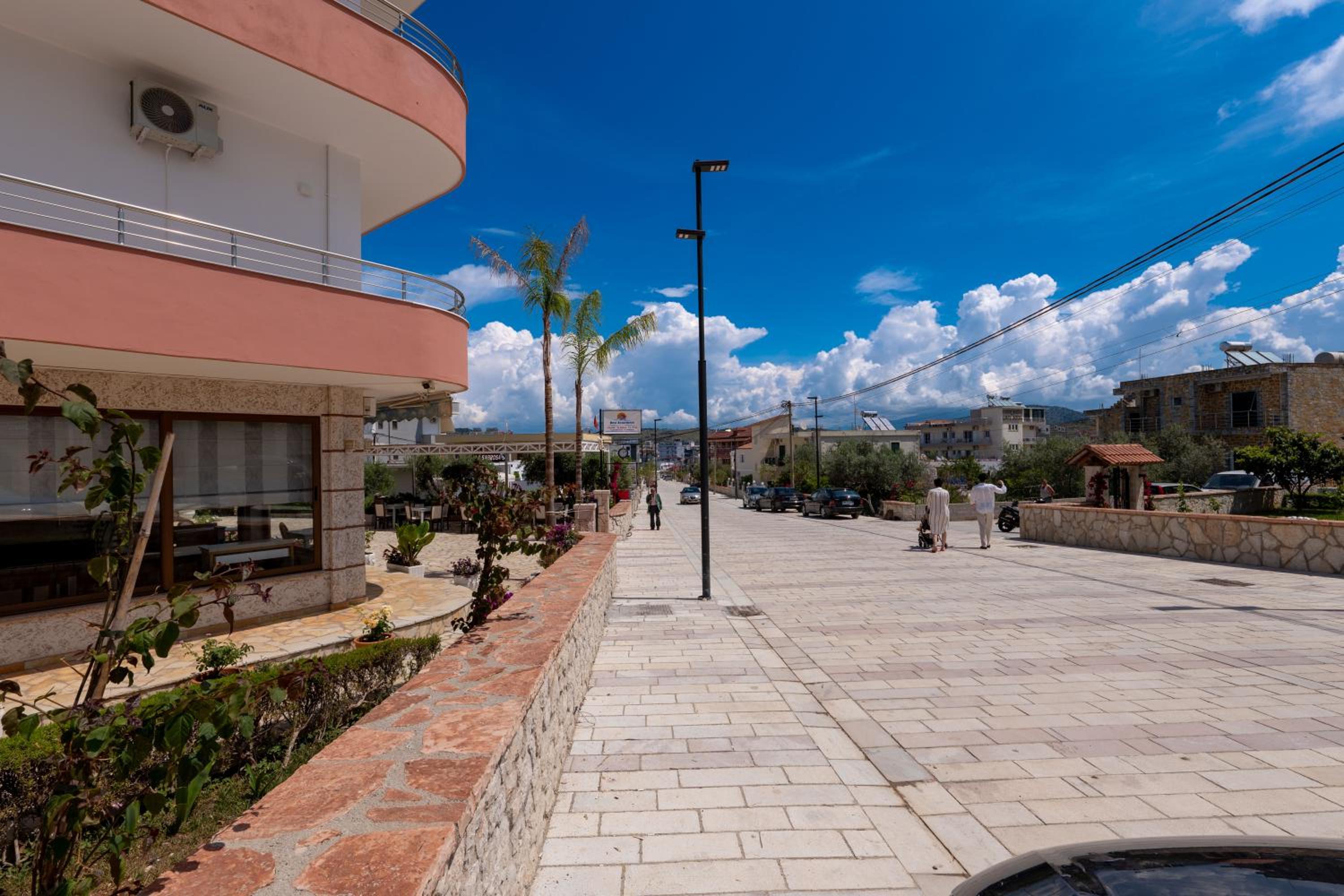Doni Apartments