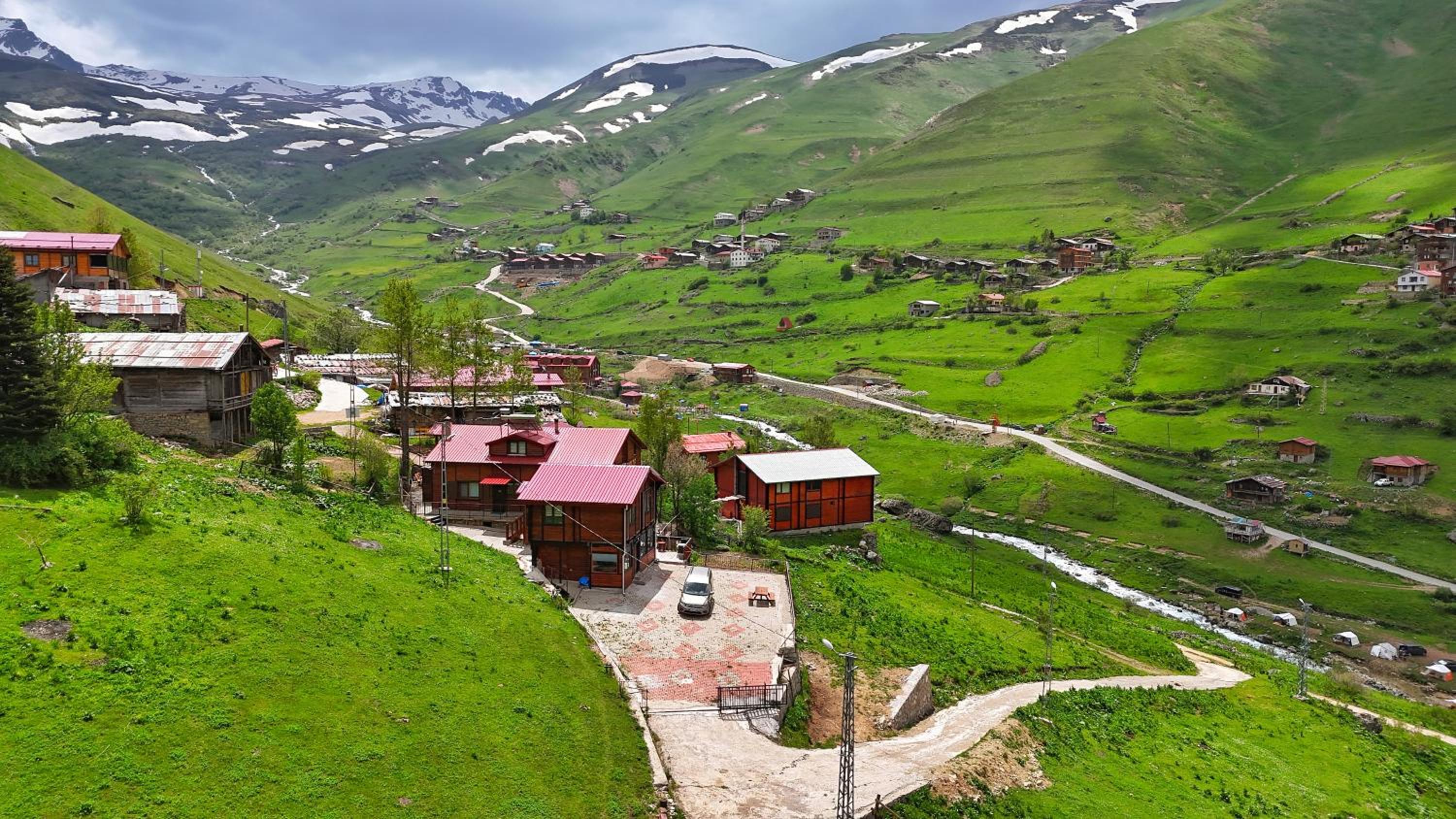 Yüce Suite