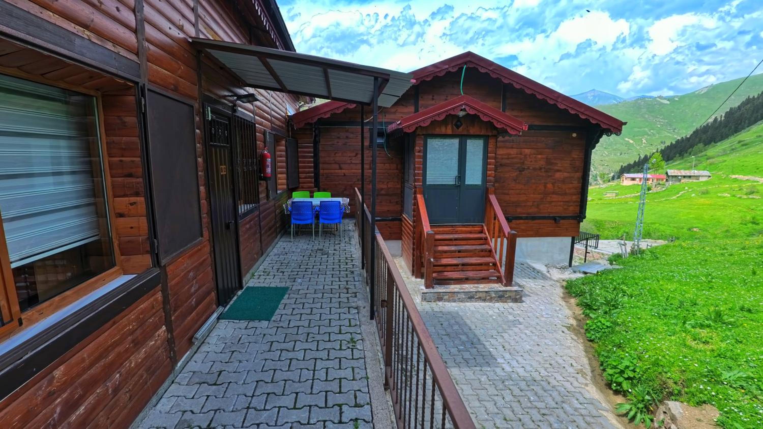 Yüce Suite