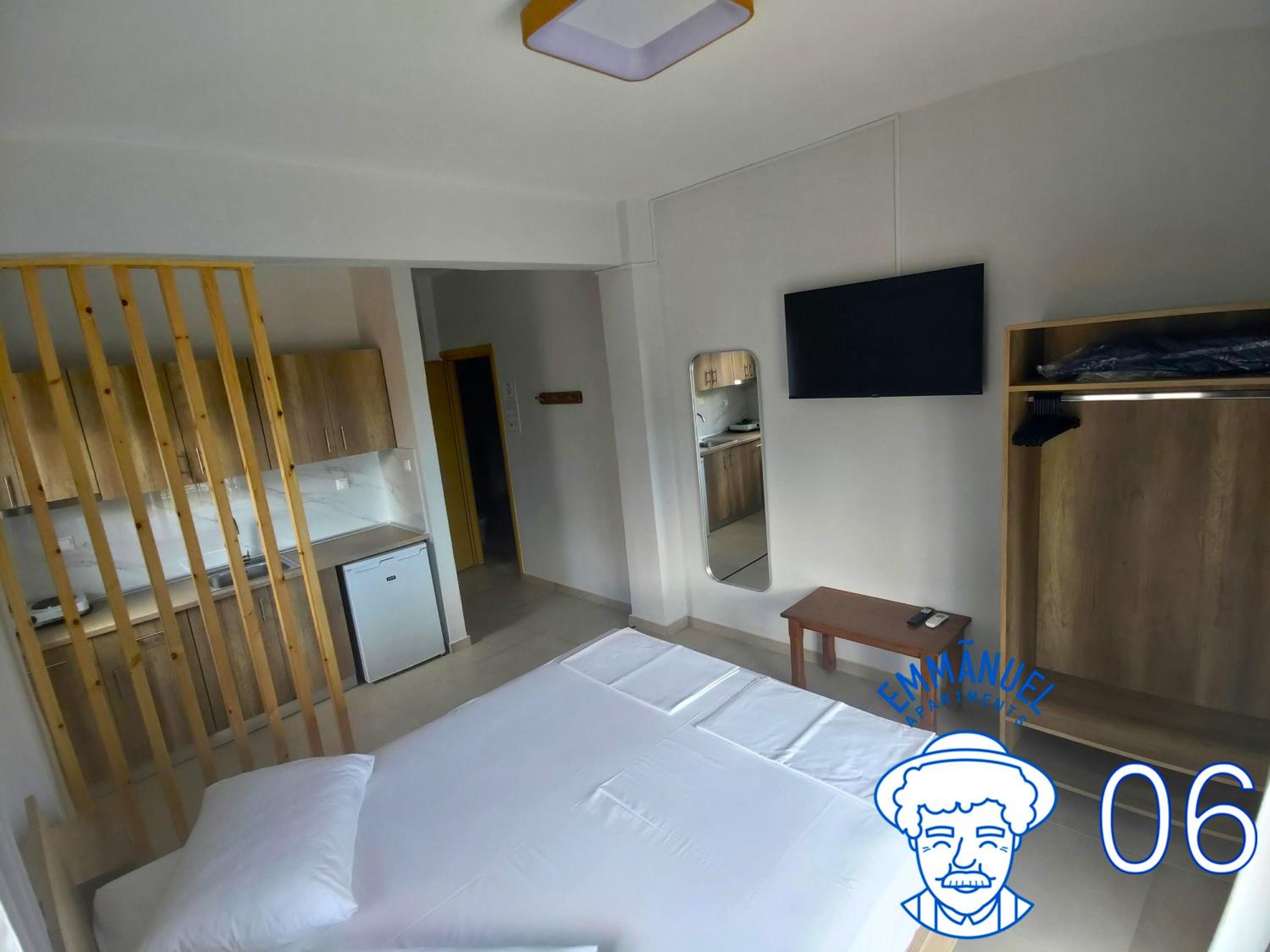 Emmanuel Apartments photo 2