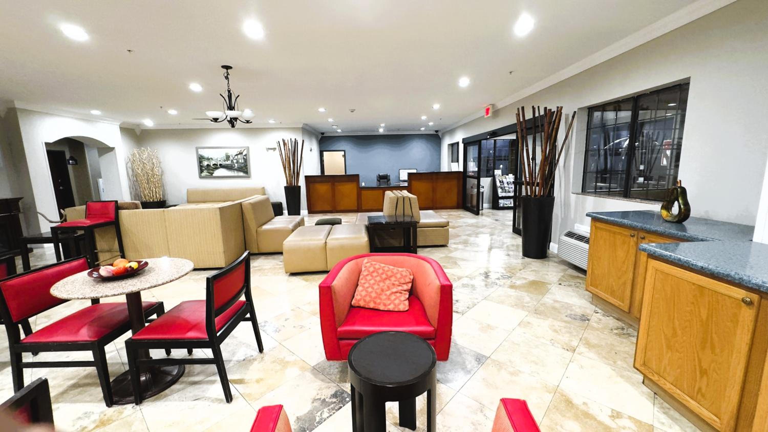McAlester Vacations - McAlester Inn and Suites - Property Image 4