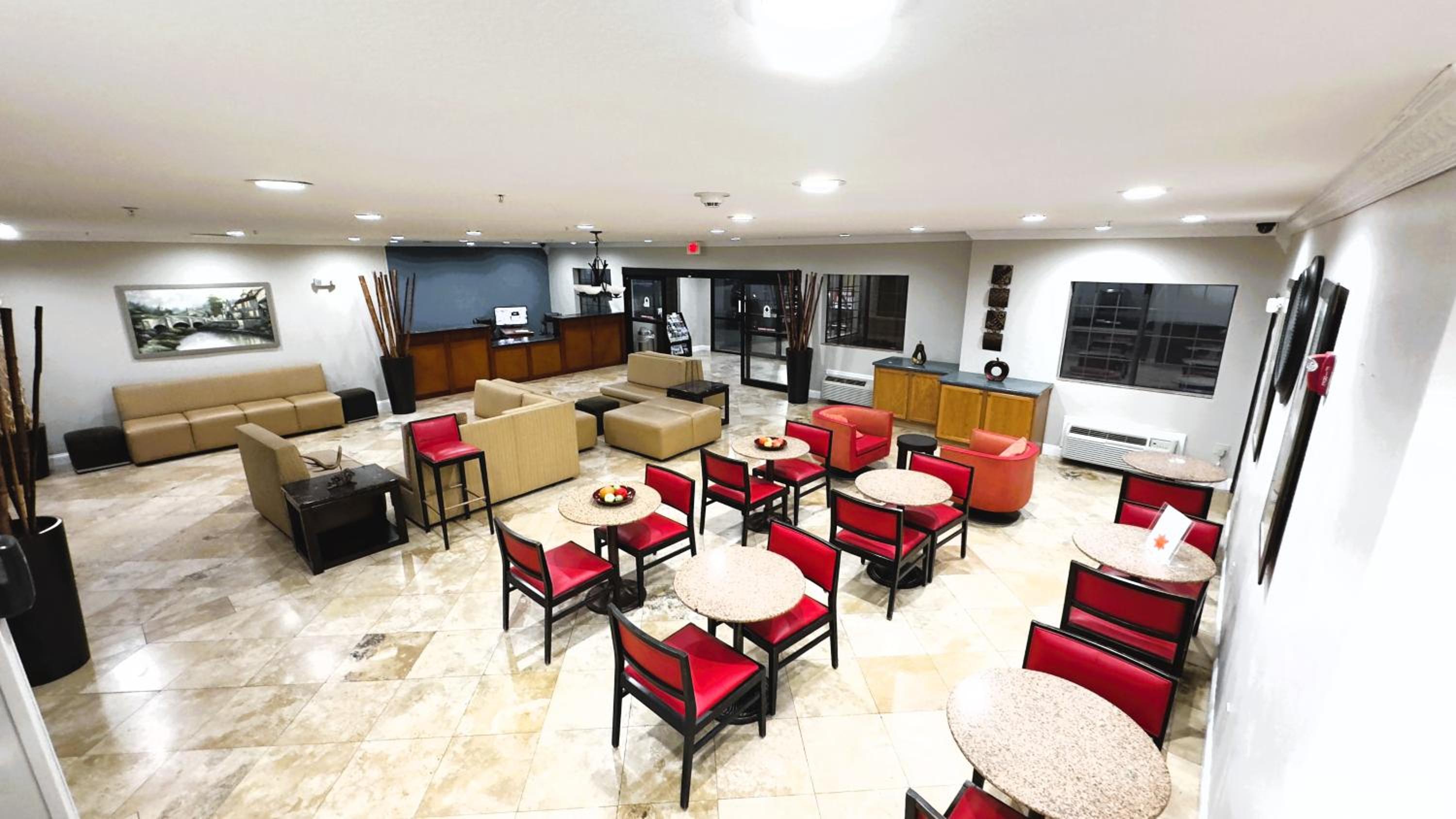 McAlester Vacations - McAlester Inn and Suites - Property Image 4