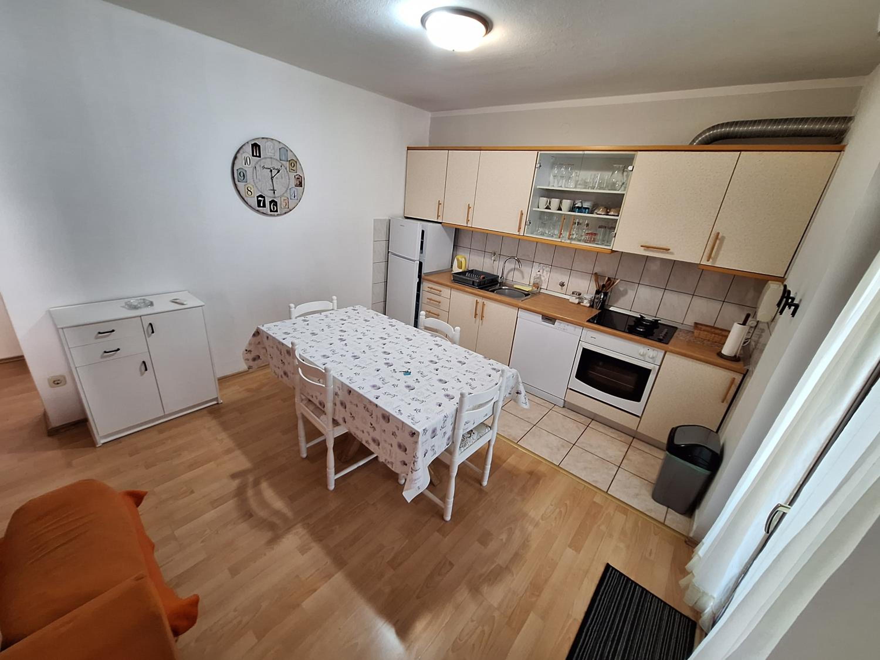 Apartmani Eškinja view 3