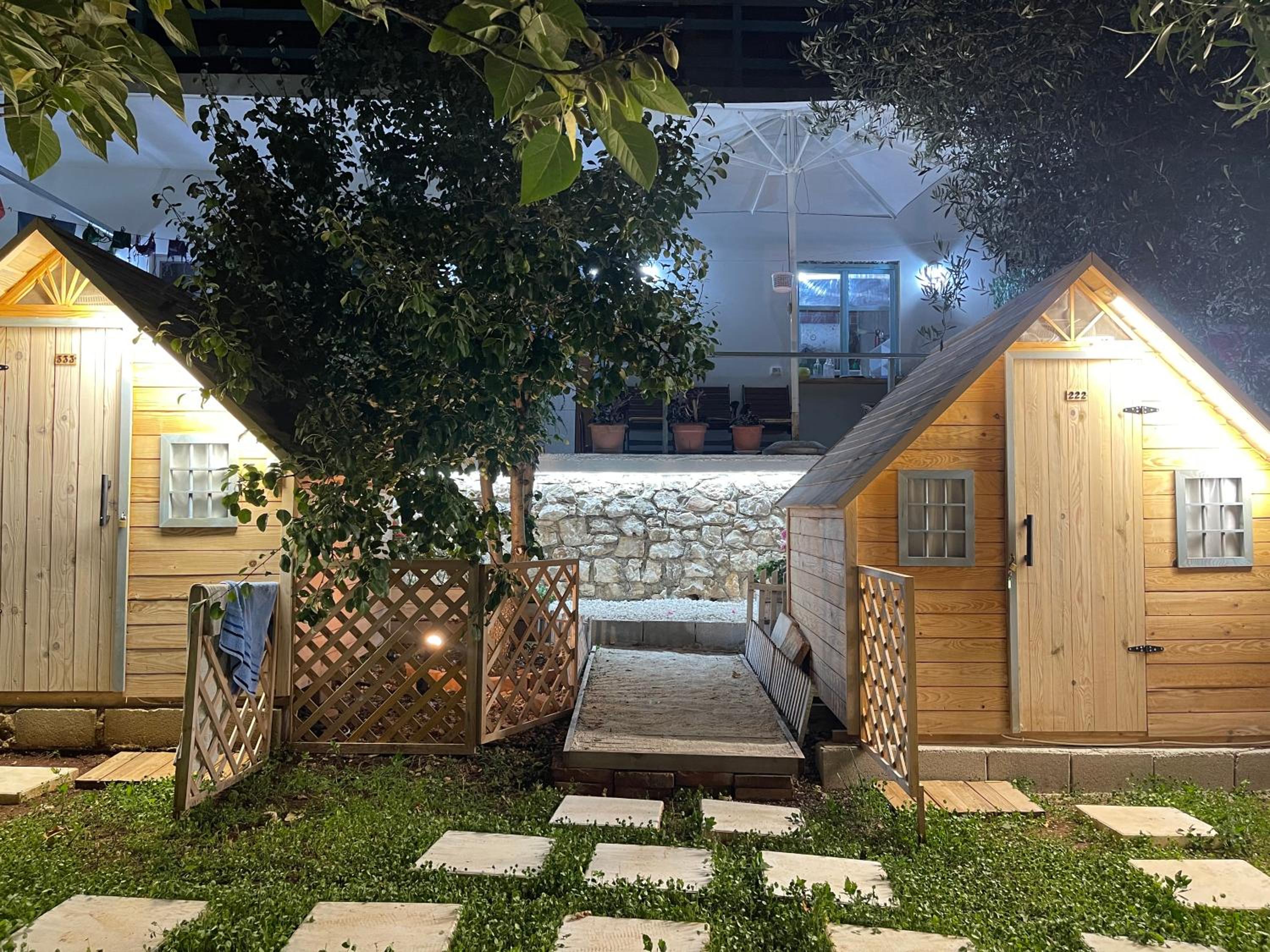 Camping Albania-Secret Village Den