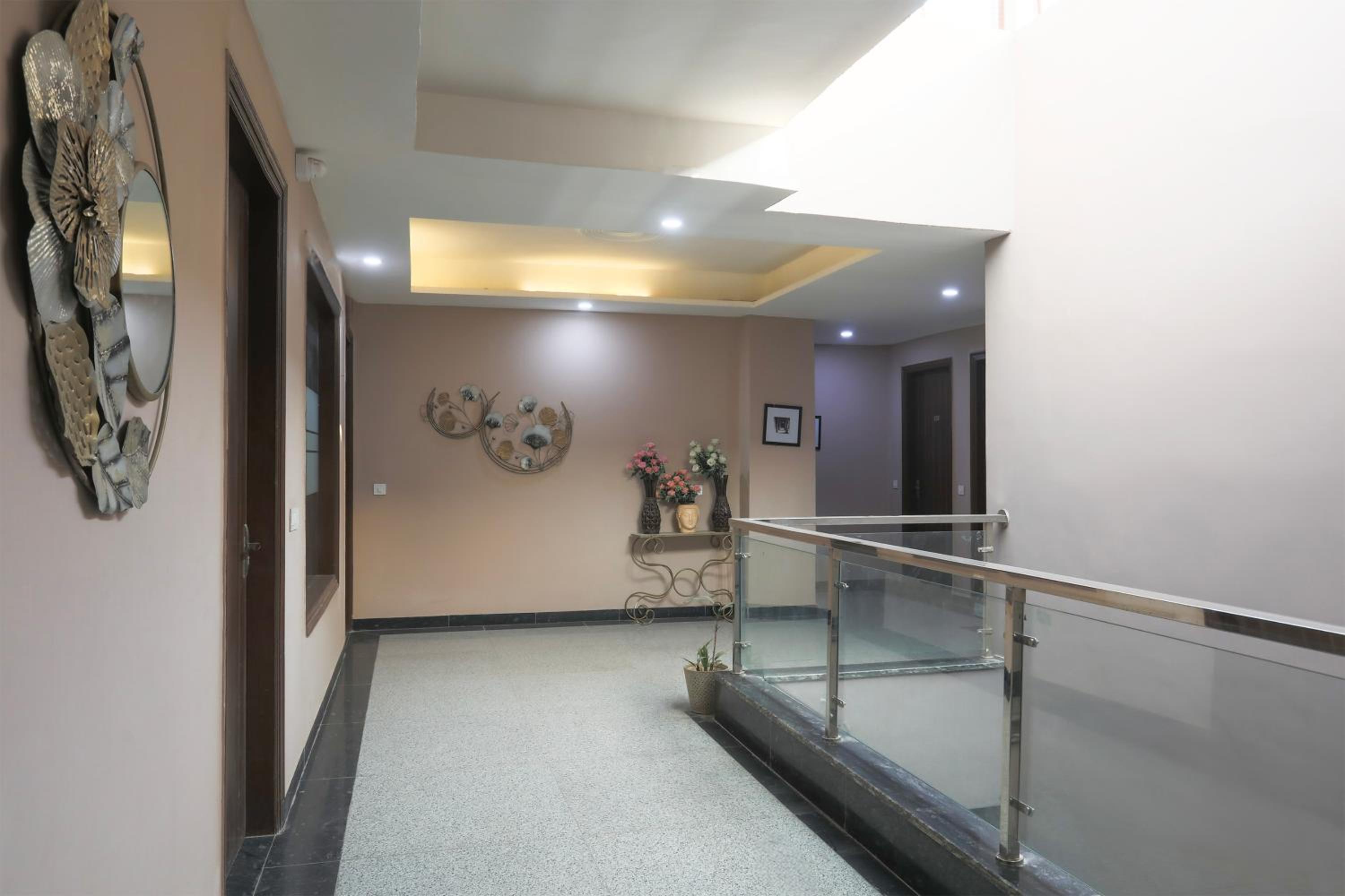 Gurgaon Vacations - FabHotel Bliss Premium - Property Image 5