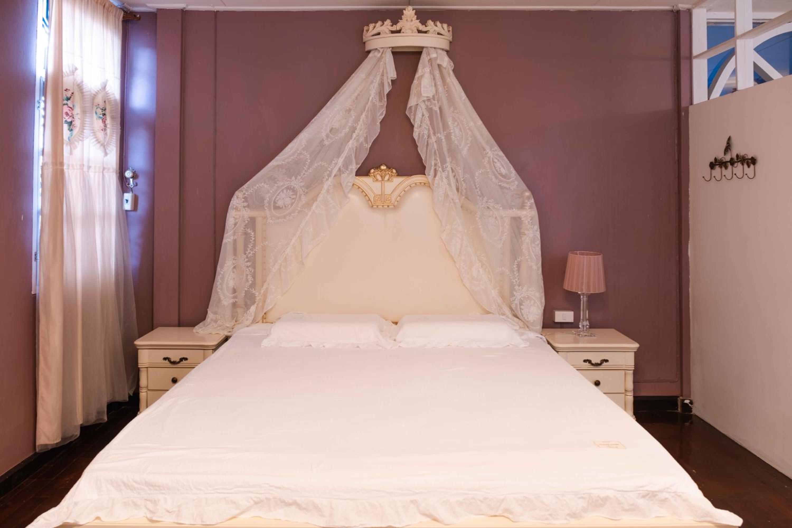 Miss Time Villa - Three Bedrooms and Two Bathrooms, Nimmanhaemin Road, Chiang Mai University
