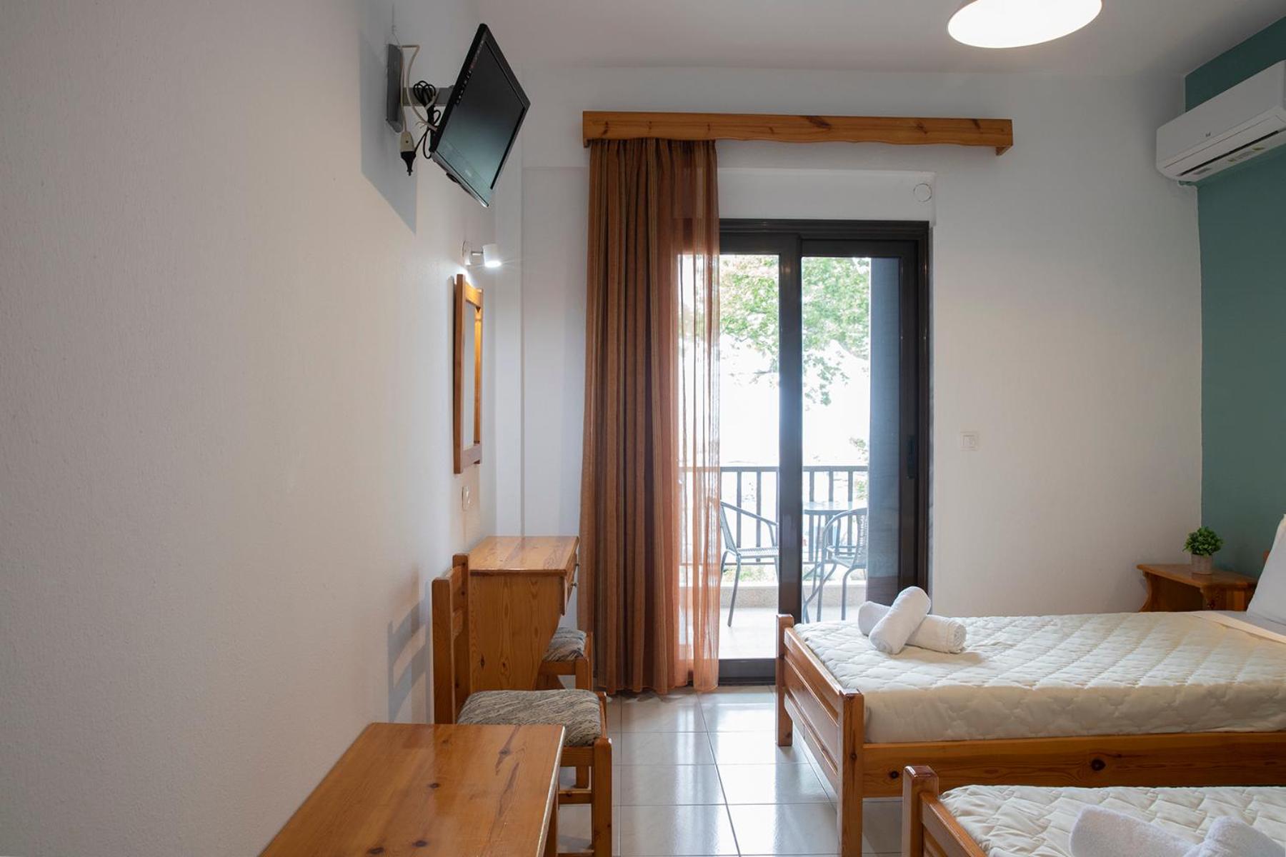Manos Kritikakis Apartments view 3