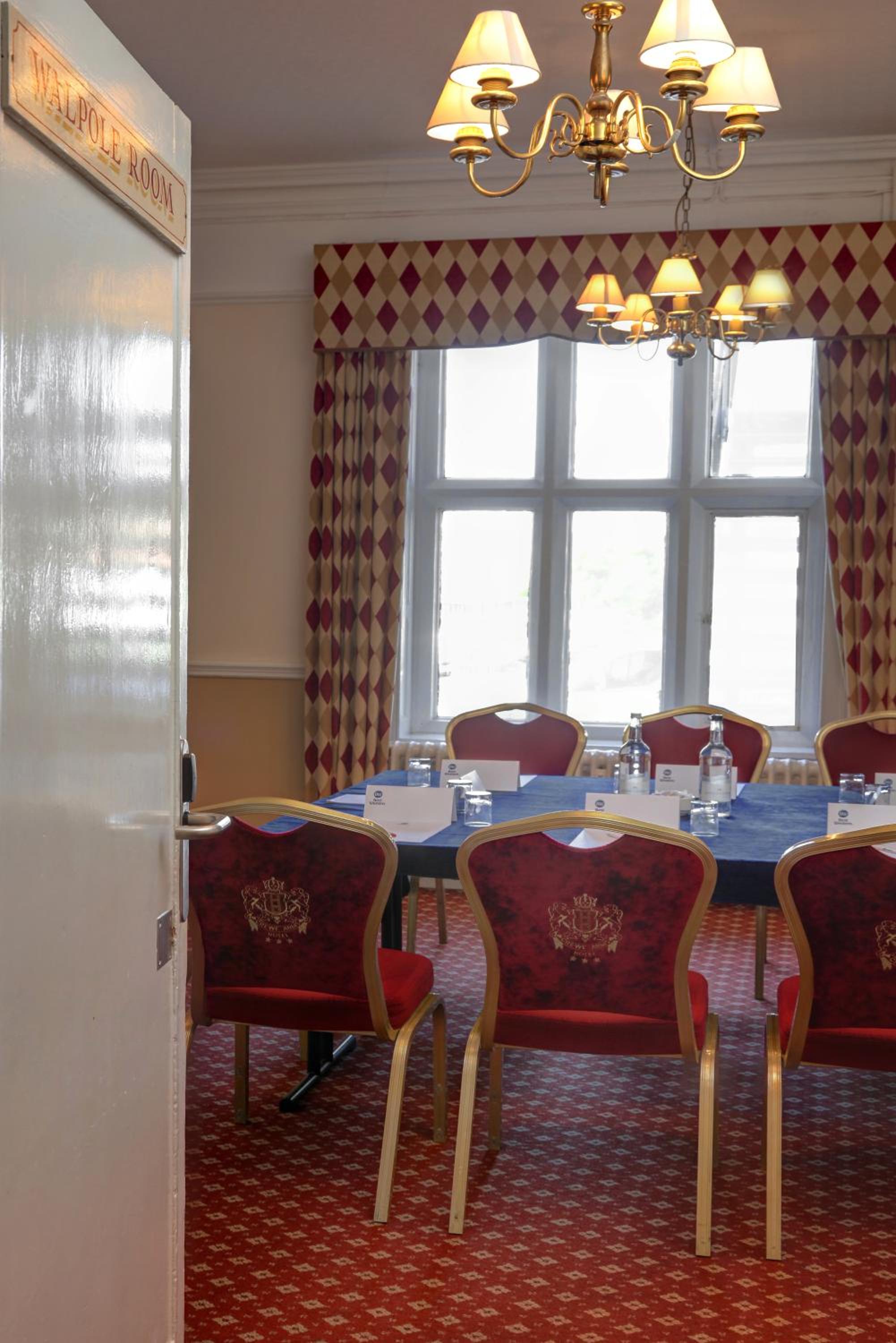 Crewe Vacations - Crewe Arms Hotel - Property Image 11