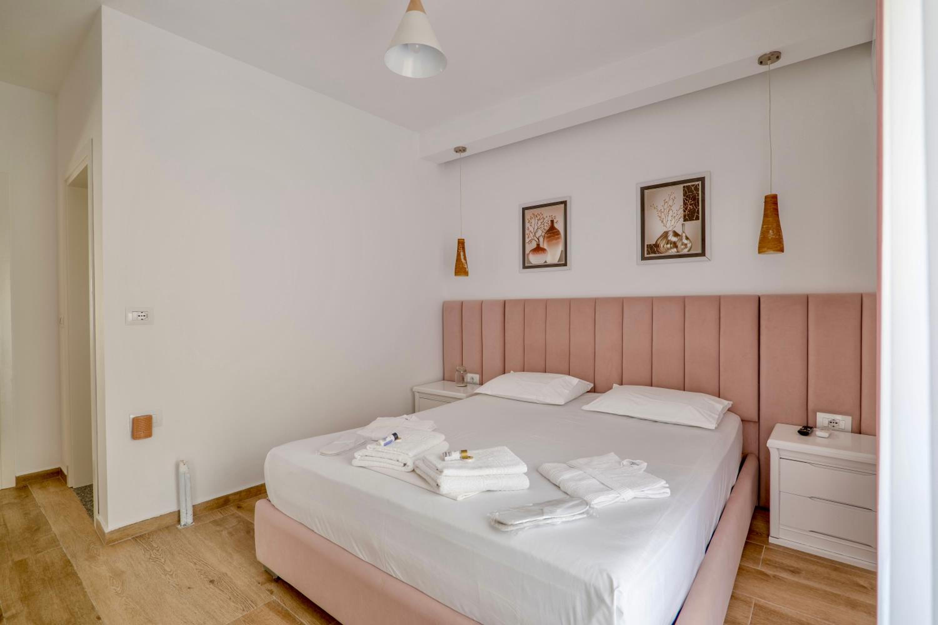 Eleni Guest House