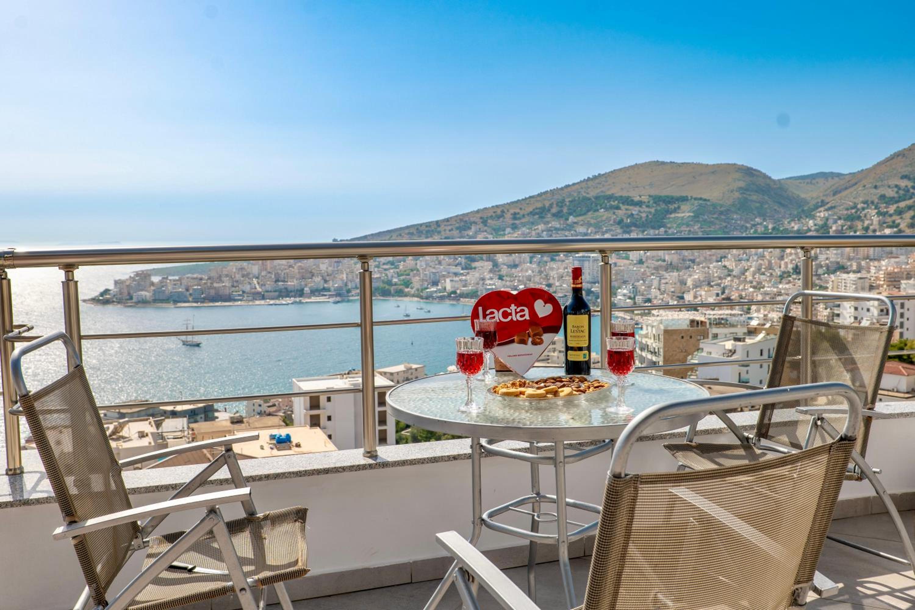 Eleni Guest House