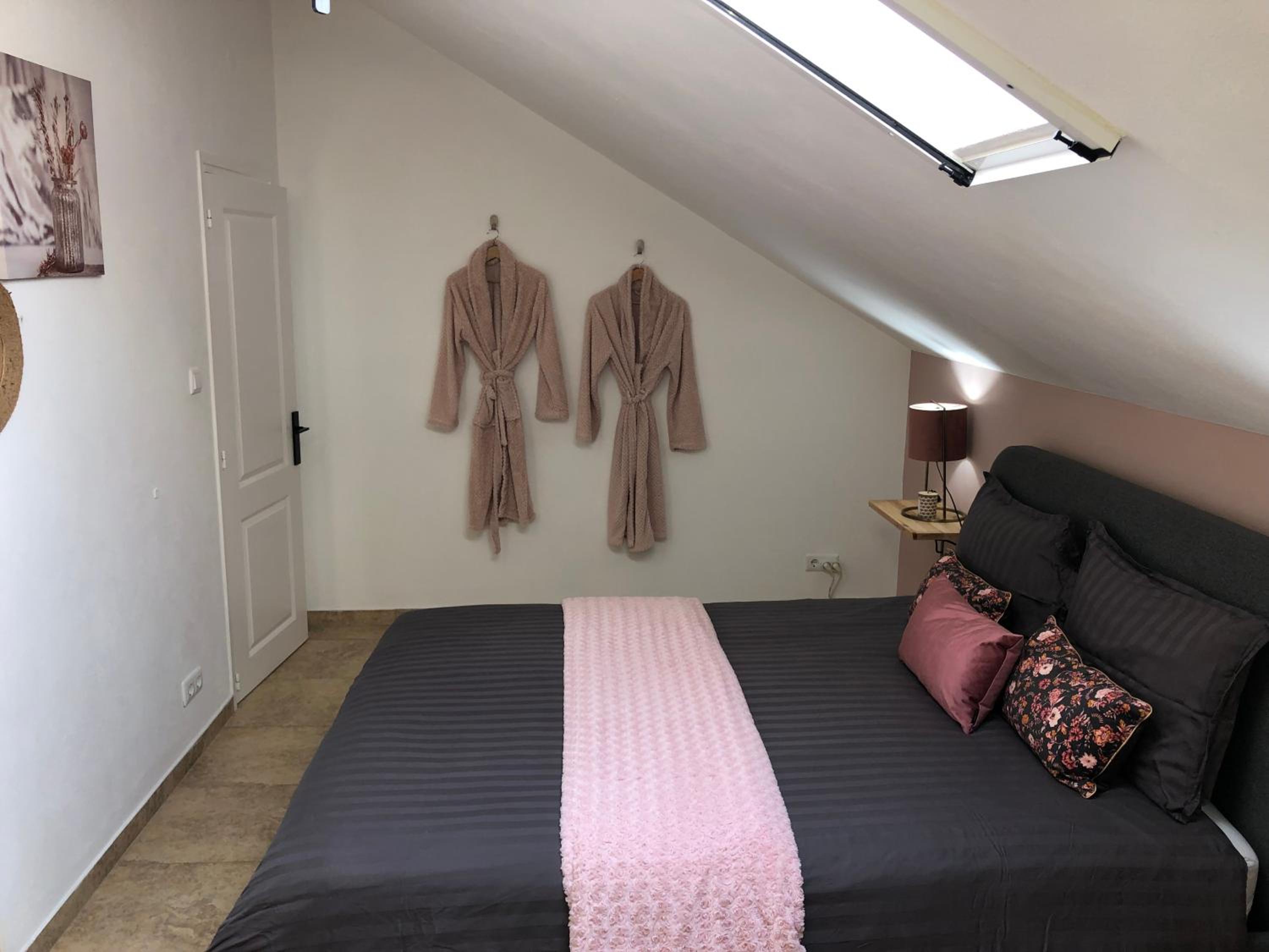 Photo 43