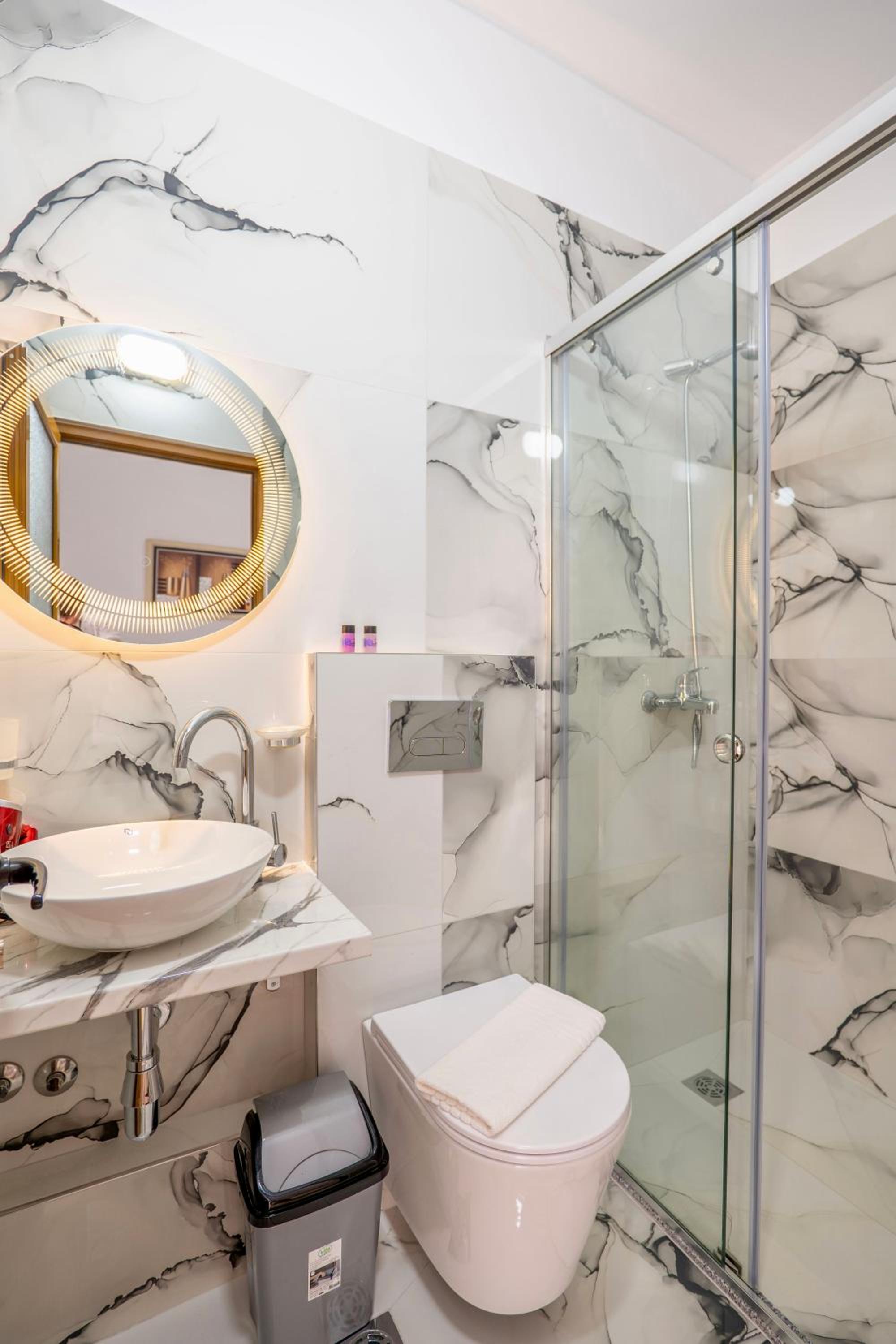 Eleni Guest House