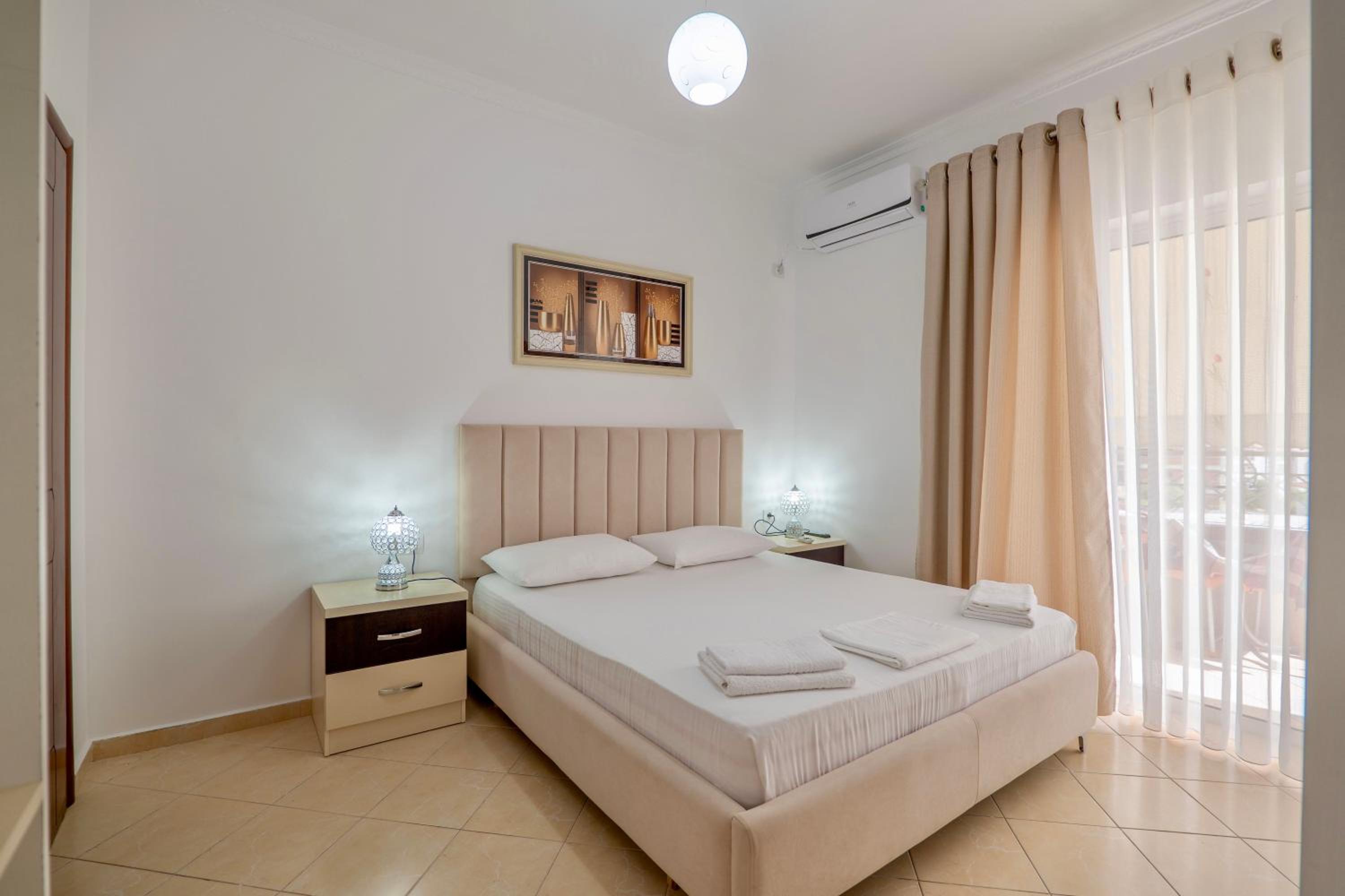 Eleni Guest House