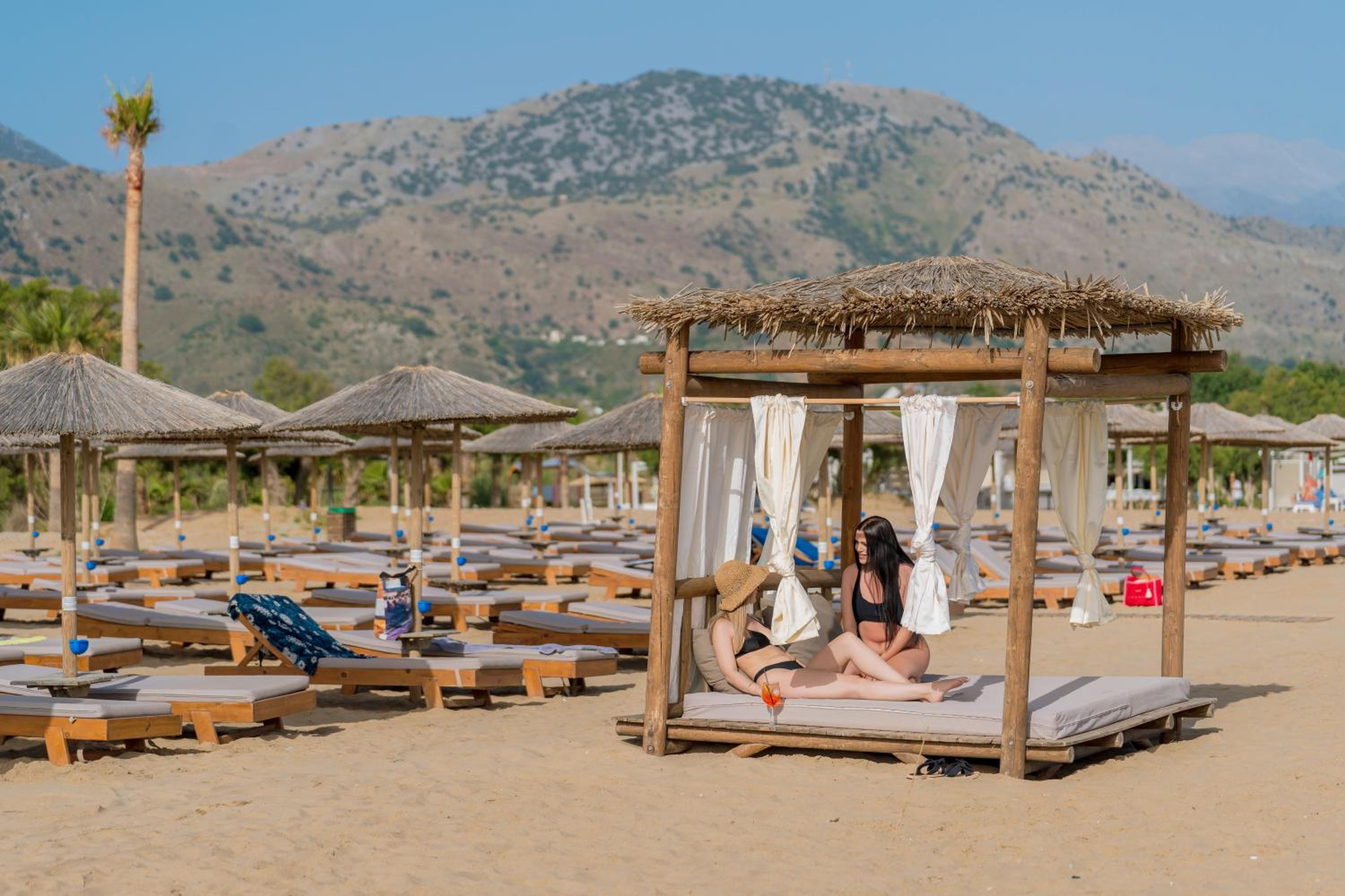 Delfina Tropic Beach