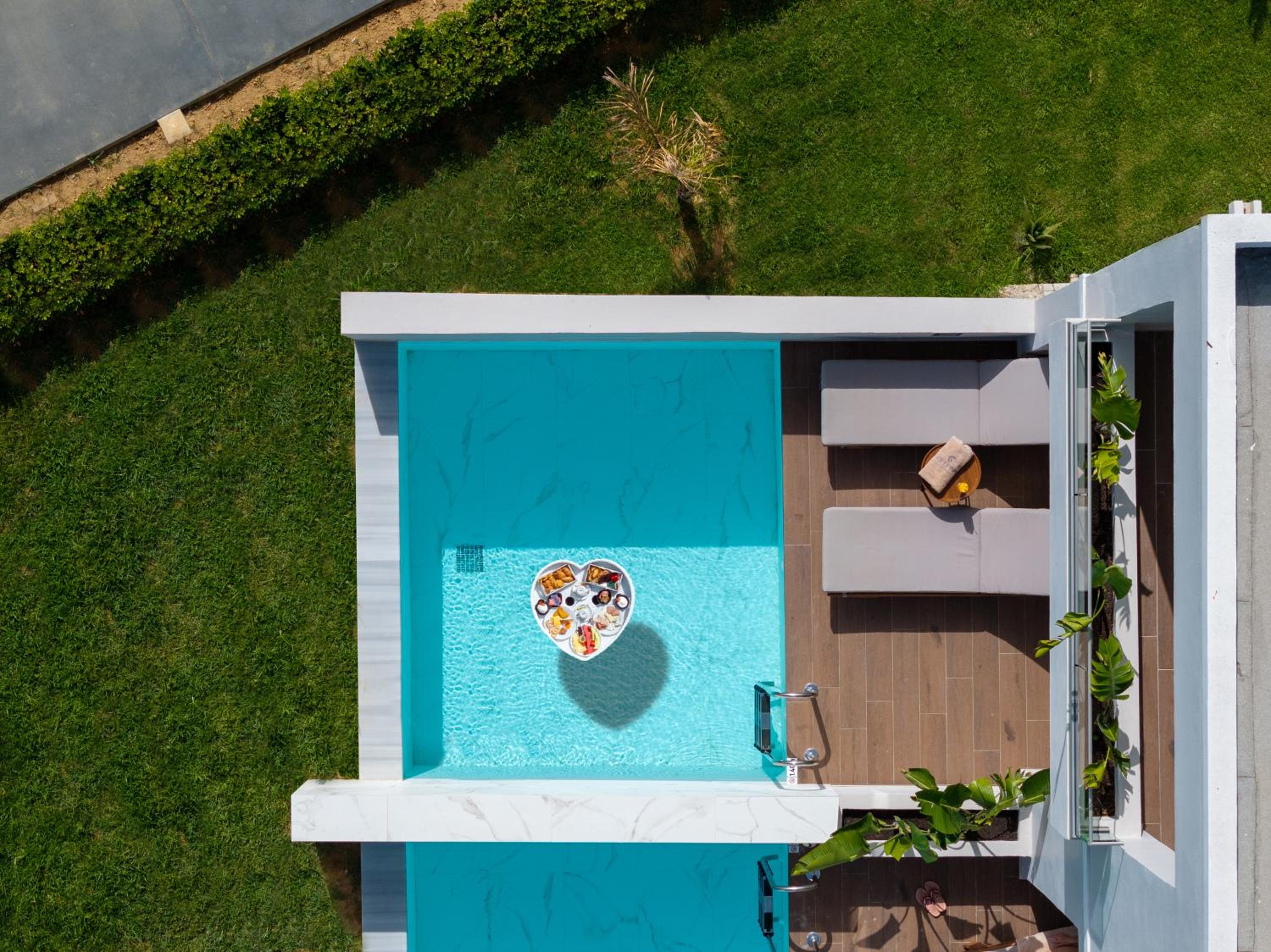 Delfina Tropic Beach