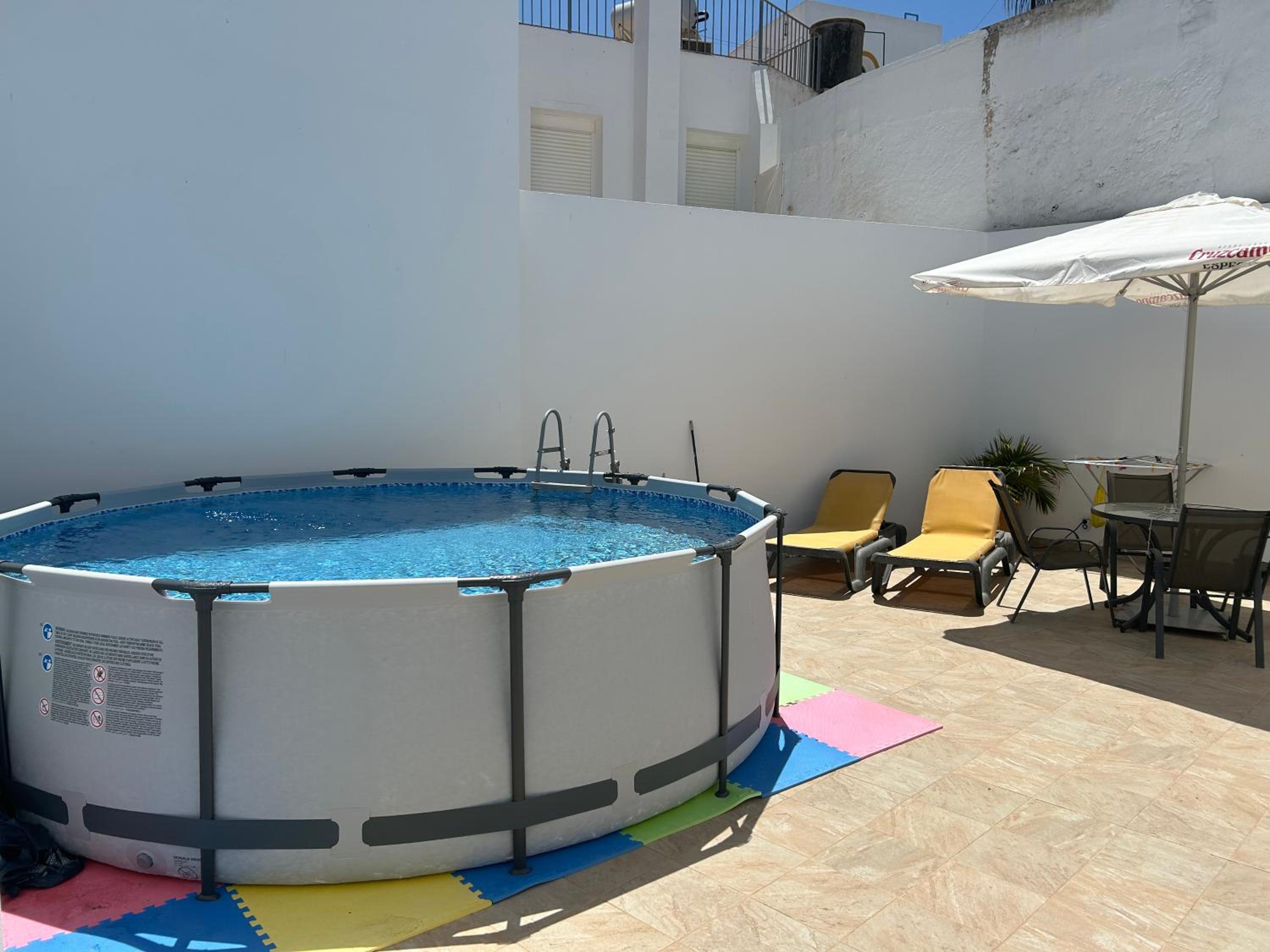 Piscina en Herrería 18 photo 1