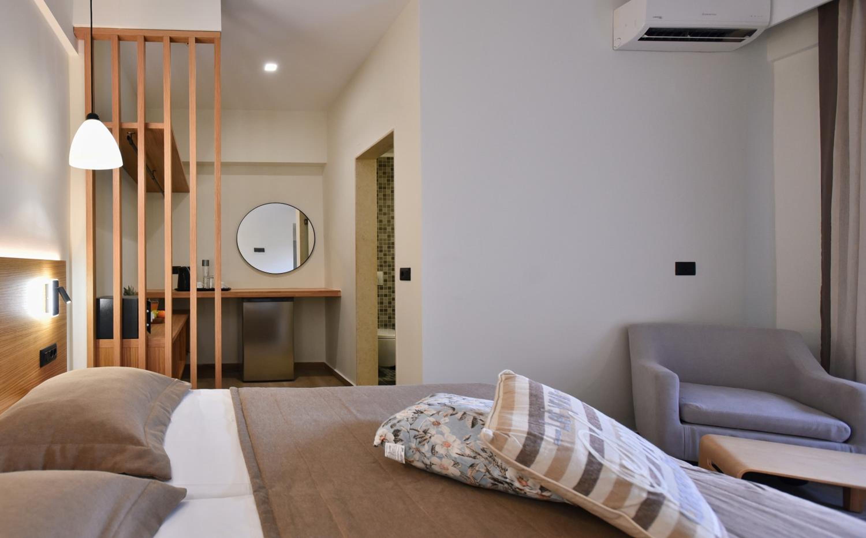 Dionisos Hotel