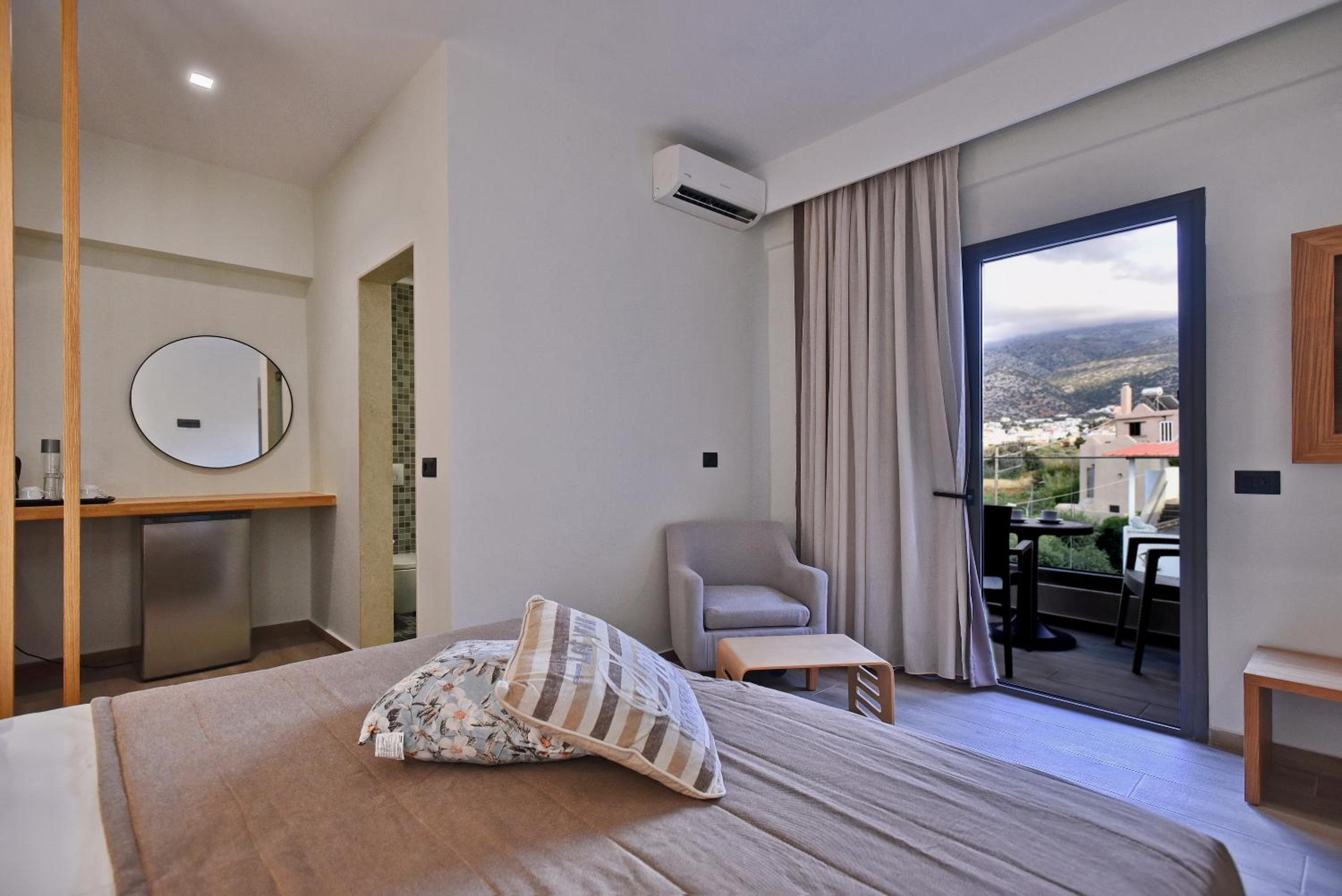 Dionisos Hotel