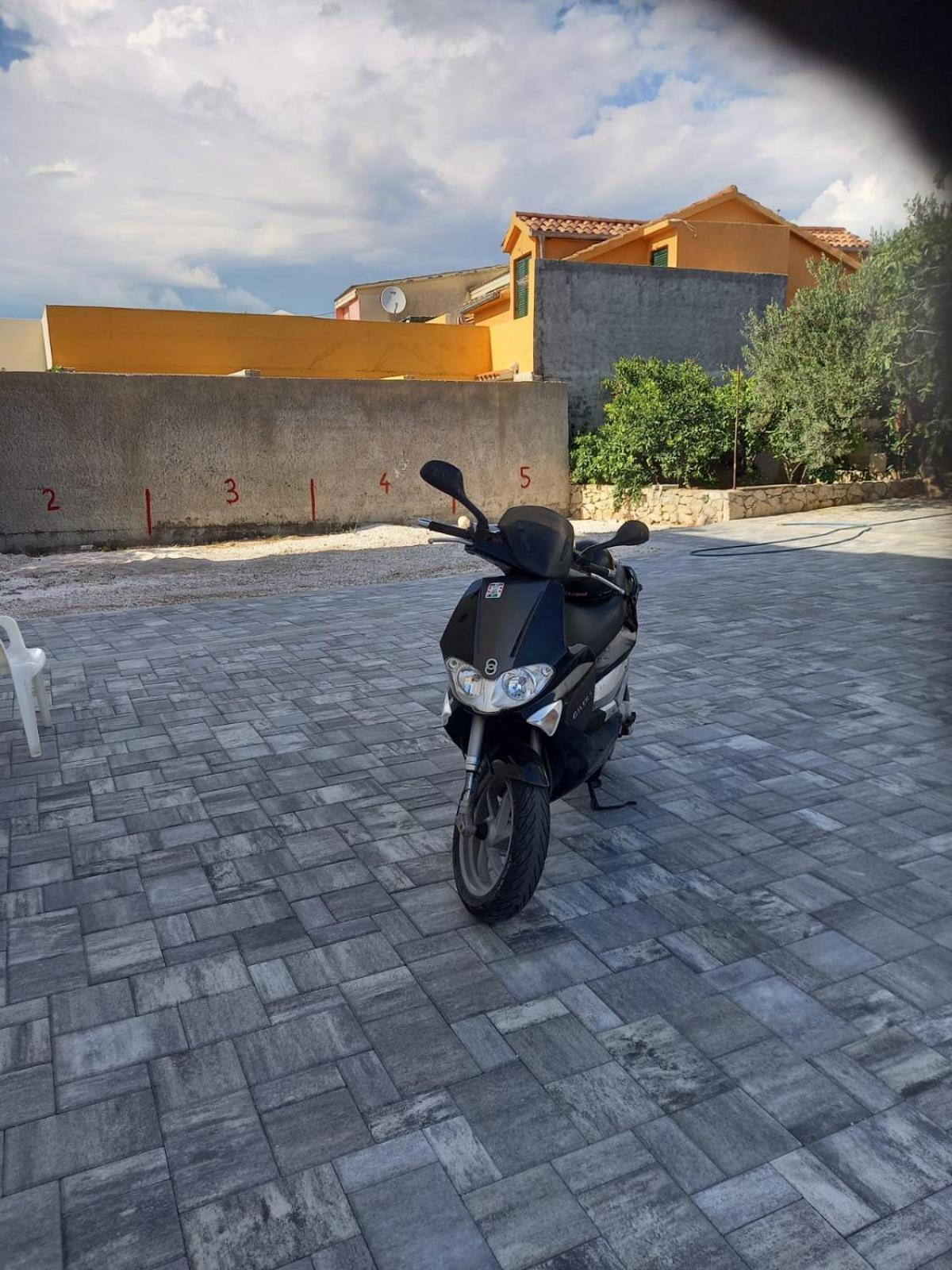 Photo 31