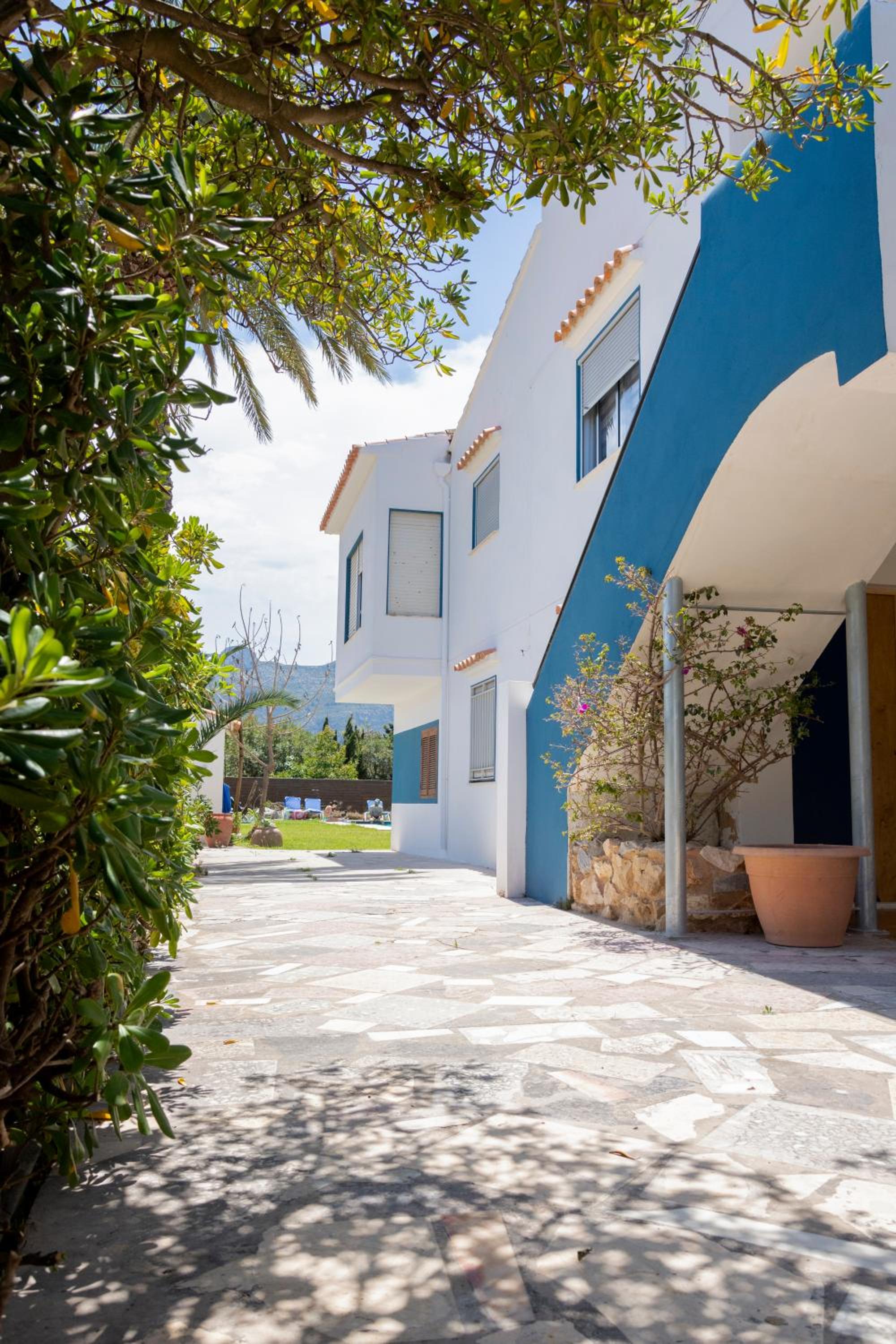 Aqua House