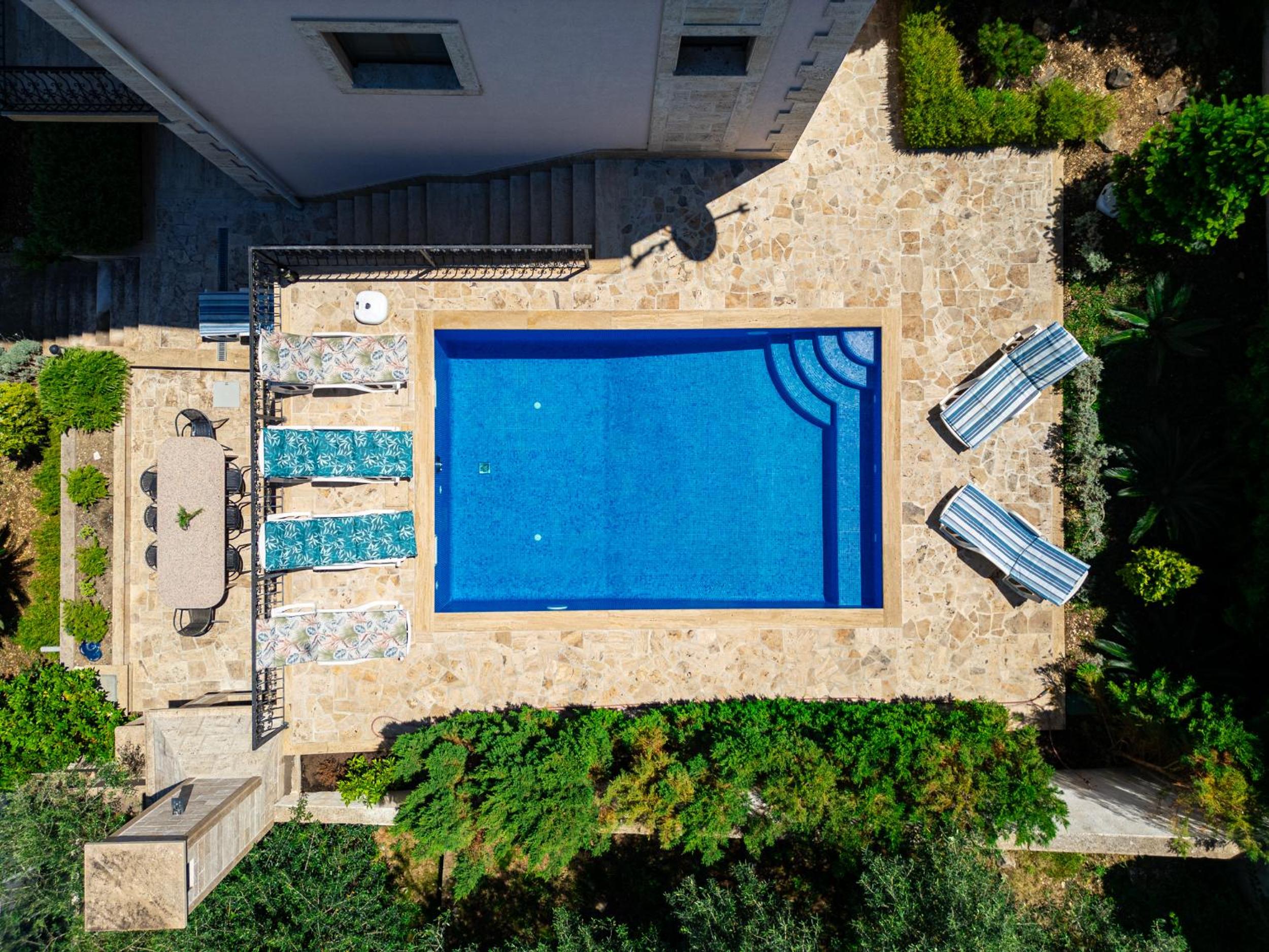 Villa Sunset Apartments view 4