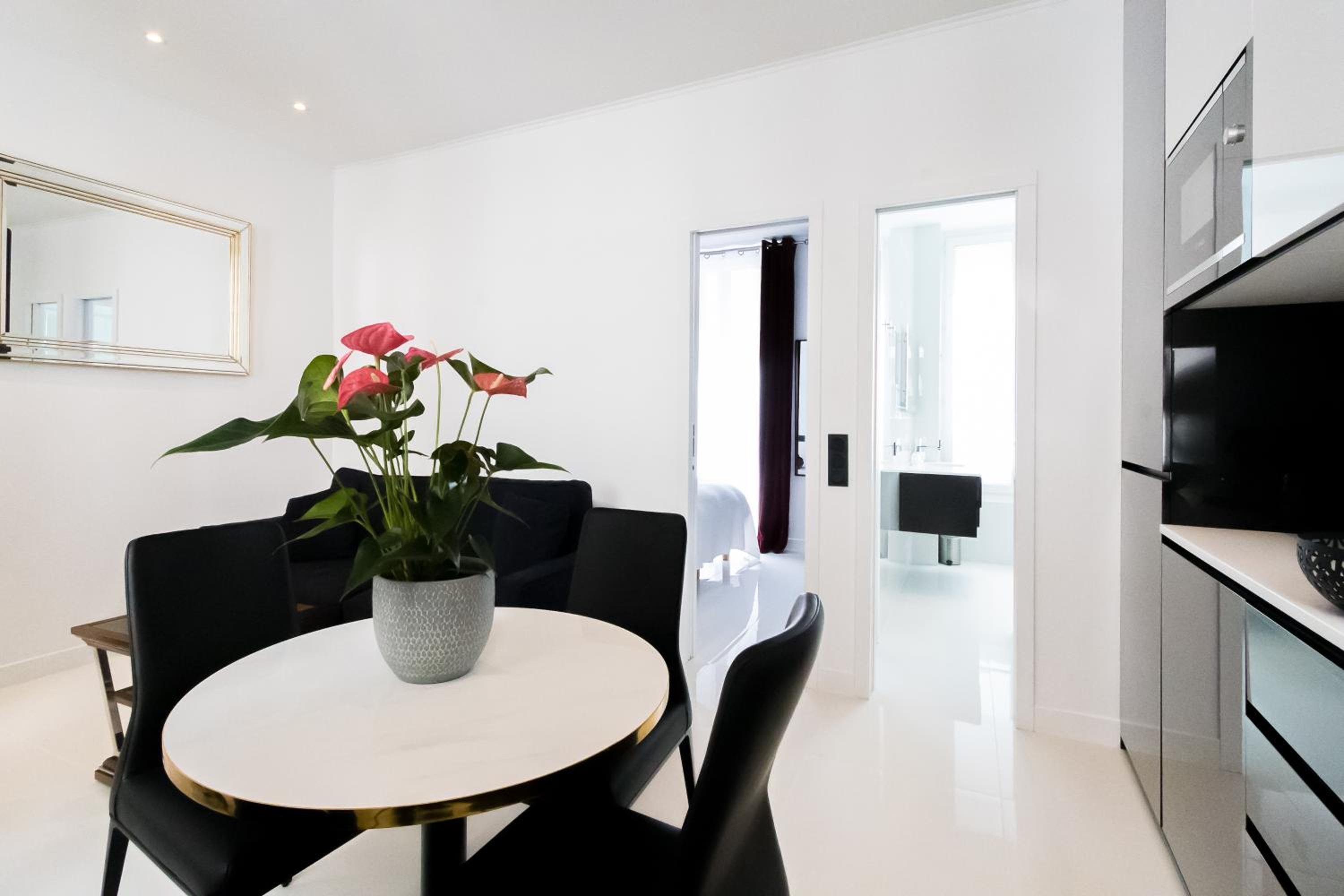 Luxury stay Les Champs-Élysées