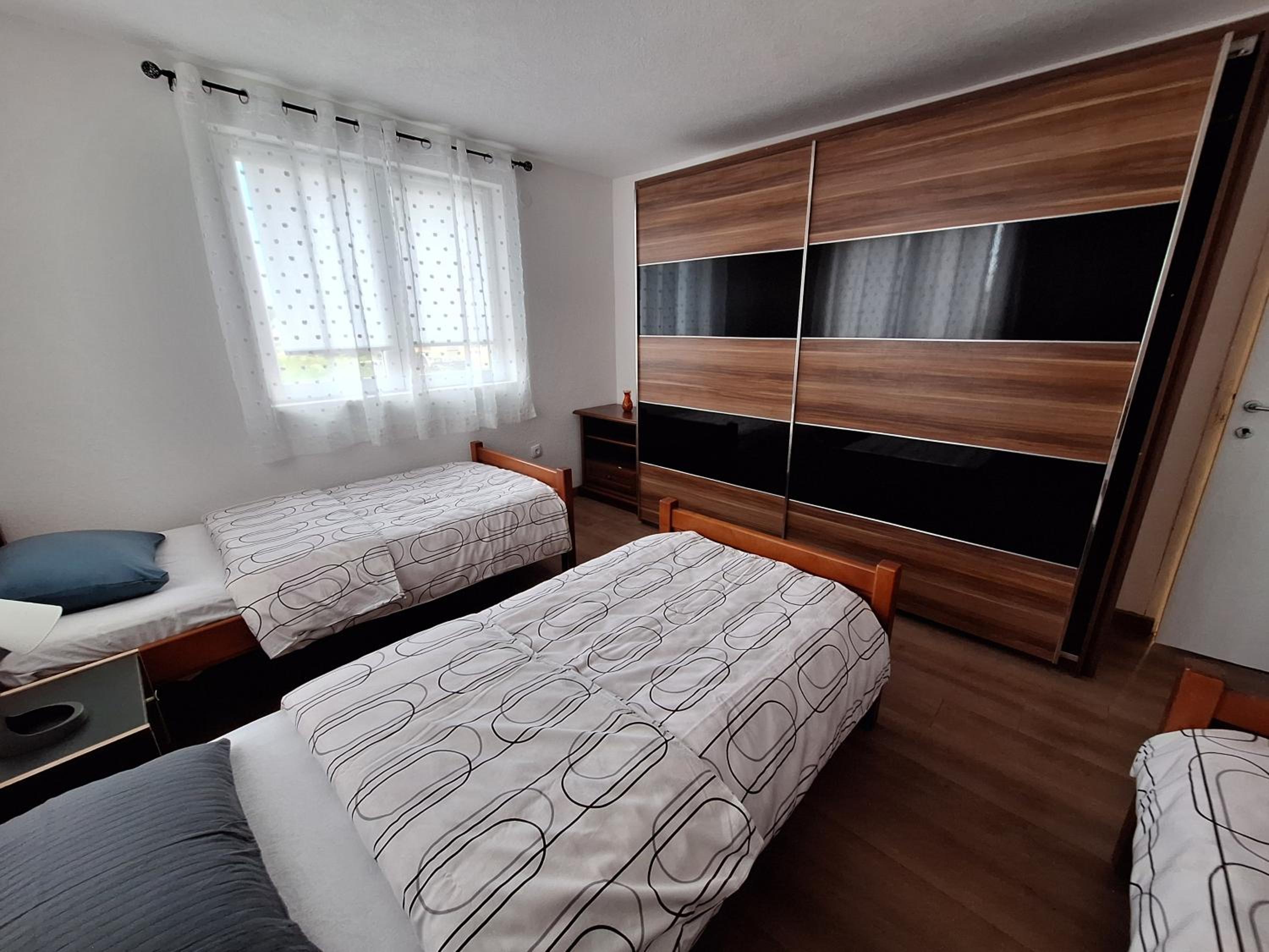 Neda Guesthouse photo 4