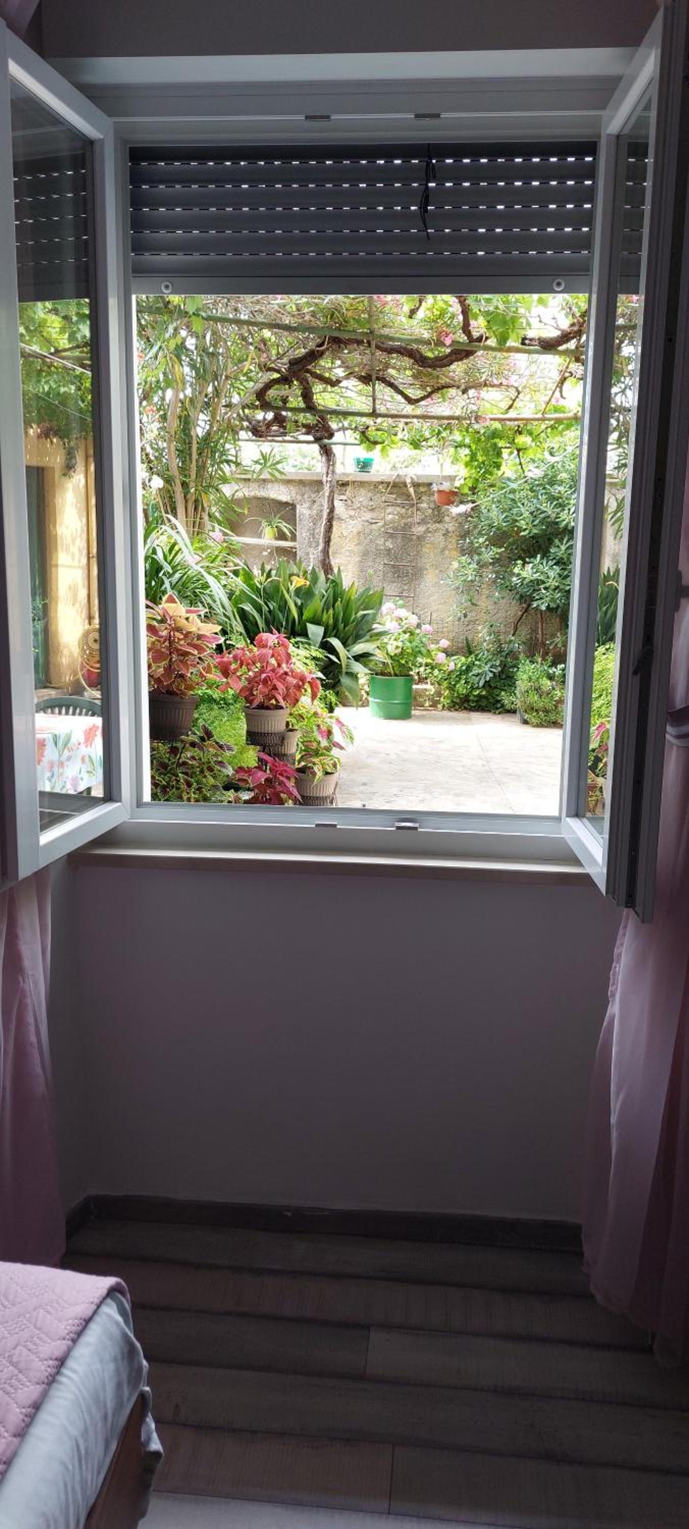 Apartment Amfiteatar Moris view 2