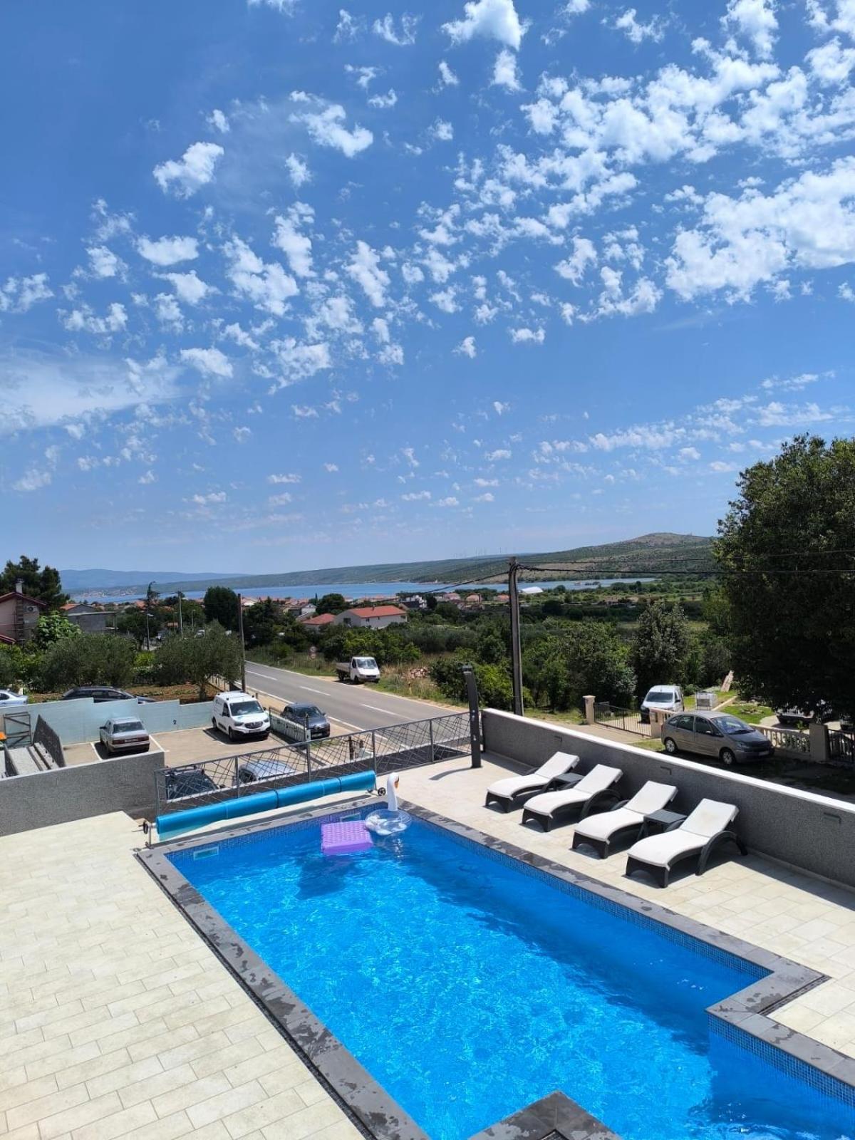 Villa Valf view 3