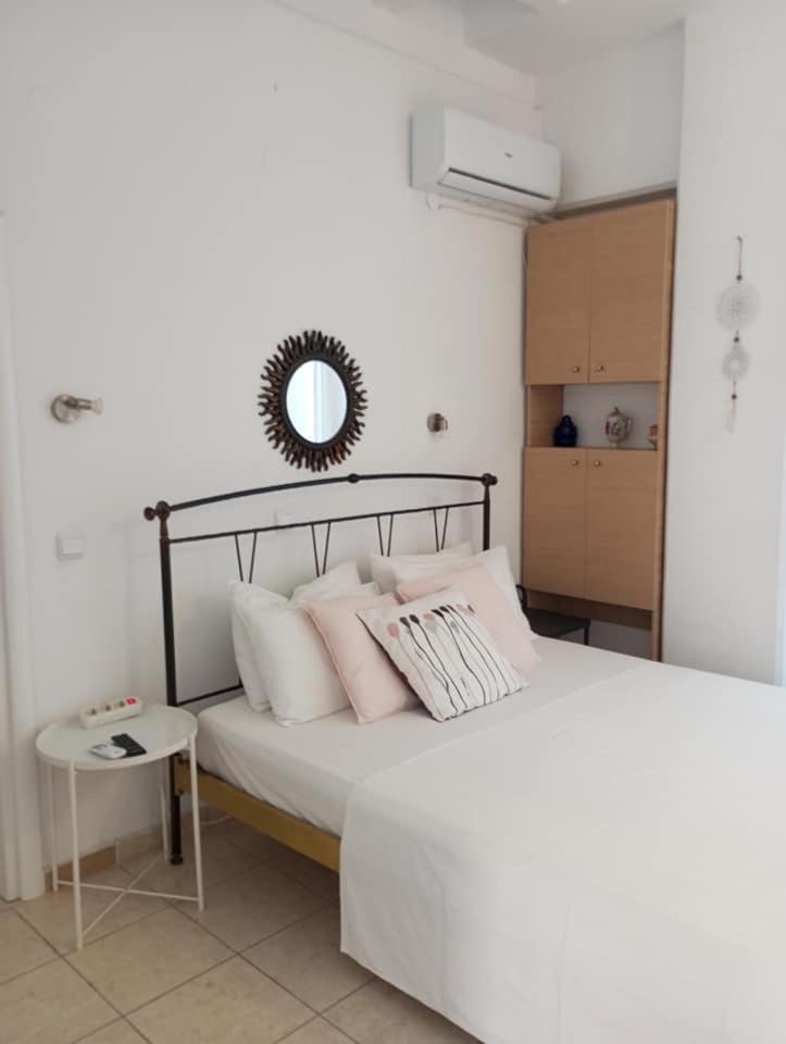 Olga Studios Apartment