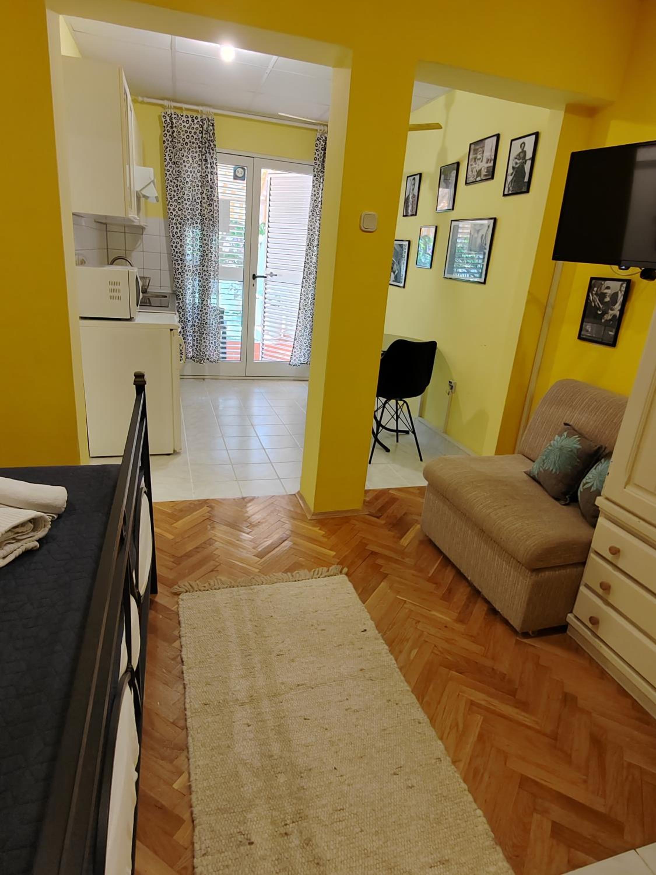 Photo 28