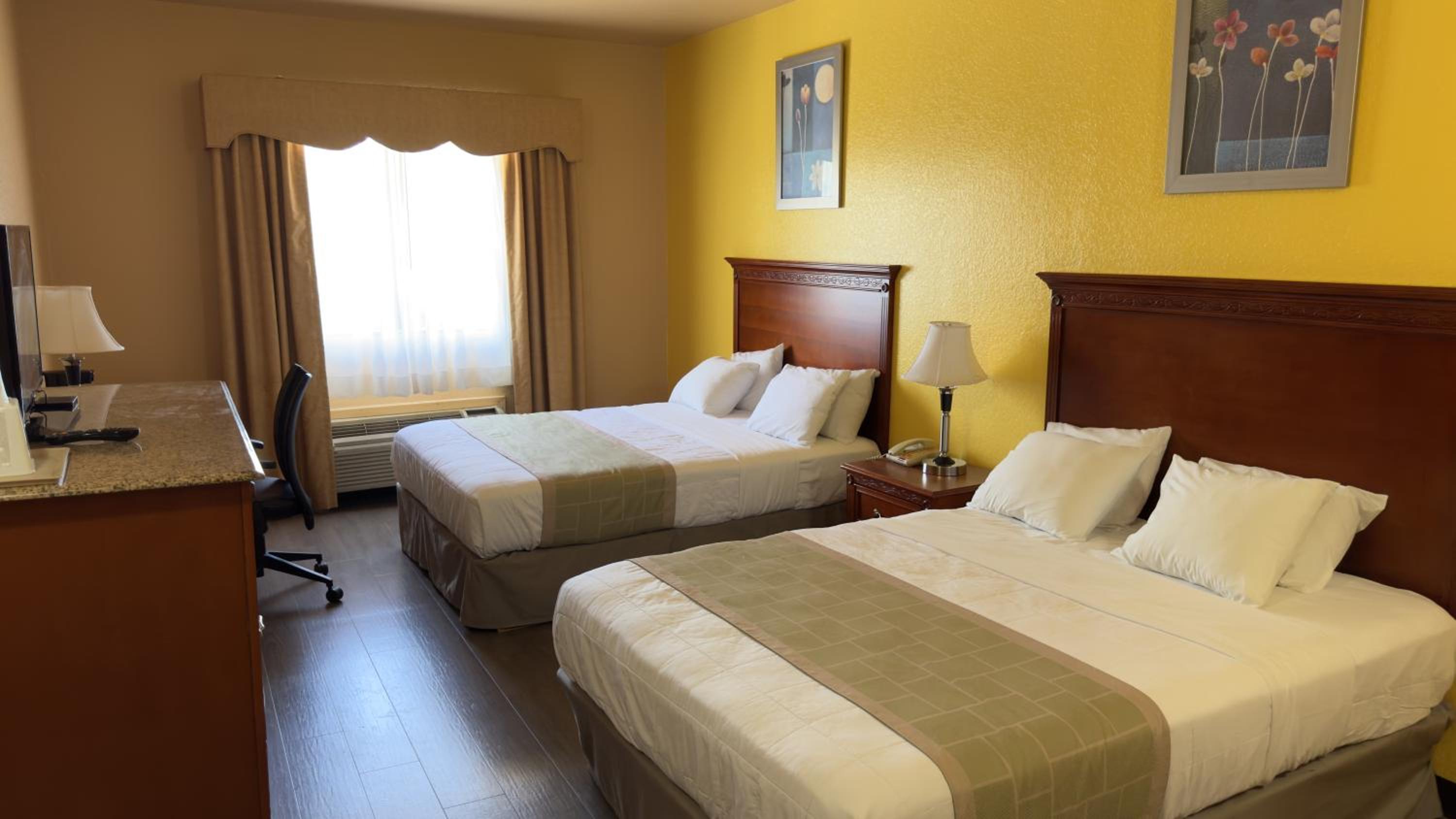 McAlester Vacations - McAlester Inn and Suites - Property Image 7