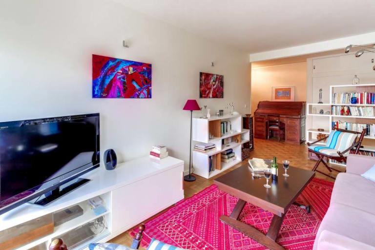 GuestReady-Spacious apartment near Exhibition Park