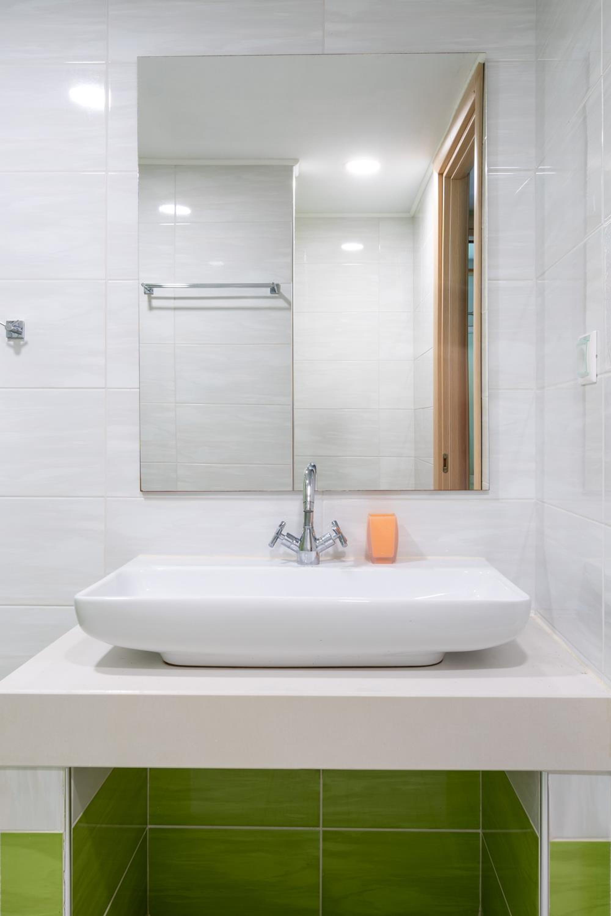 Vliho Bay Suites & Apartments