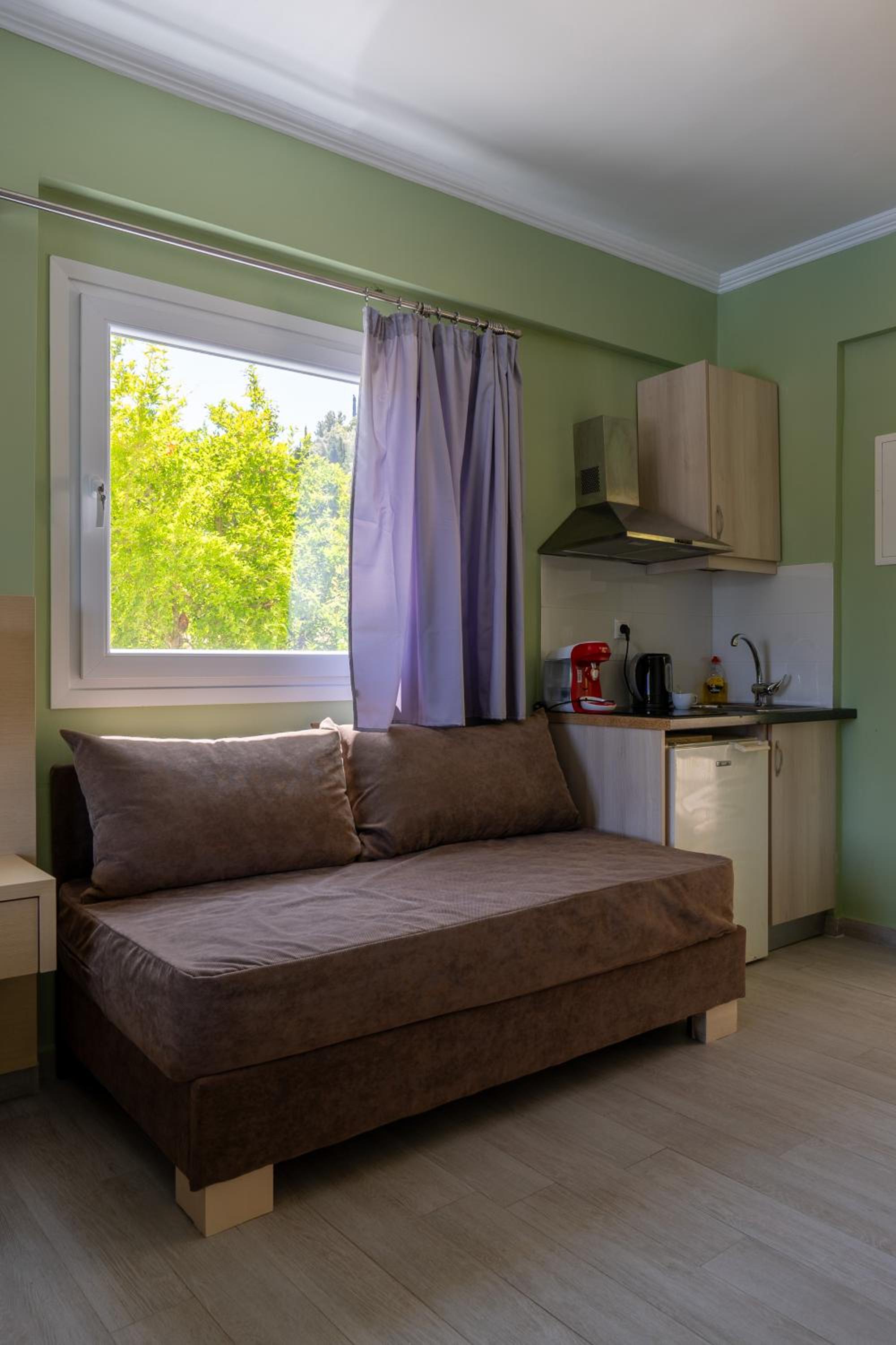 Vliho Bay Suites & Apartments