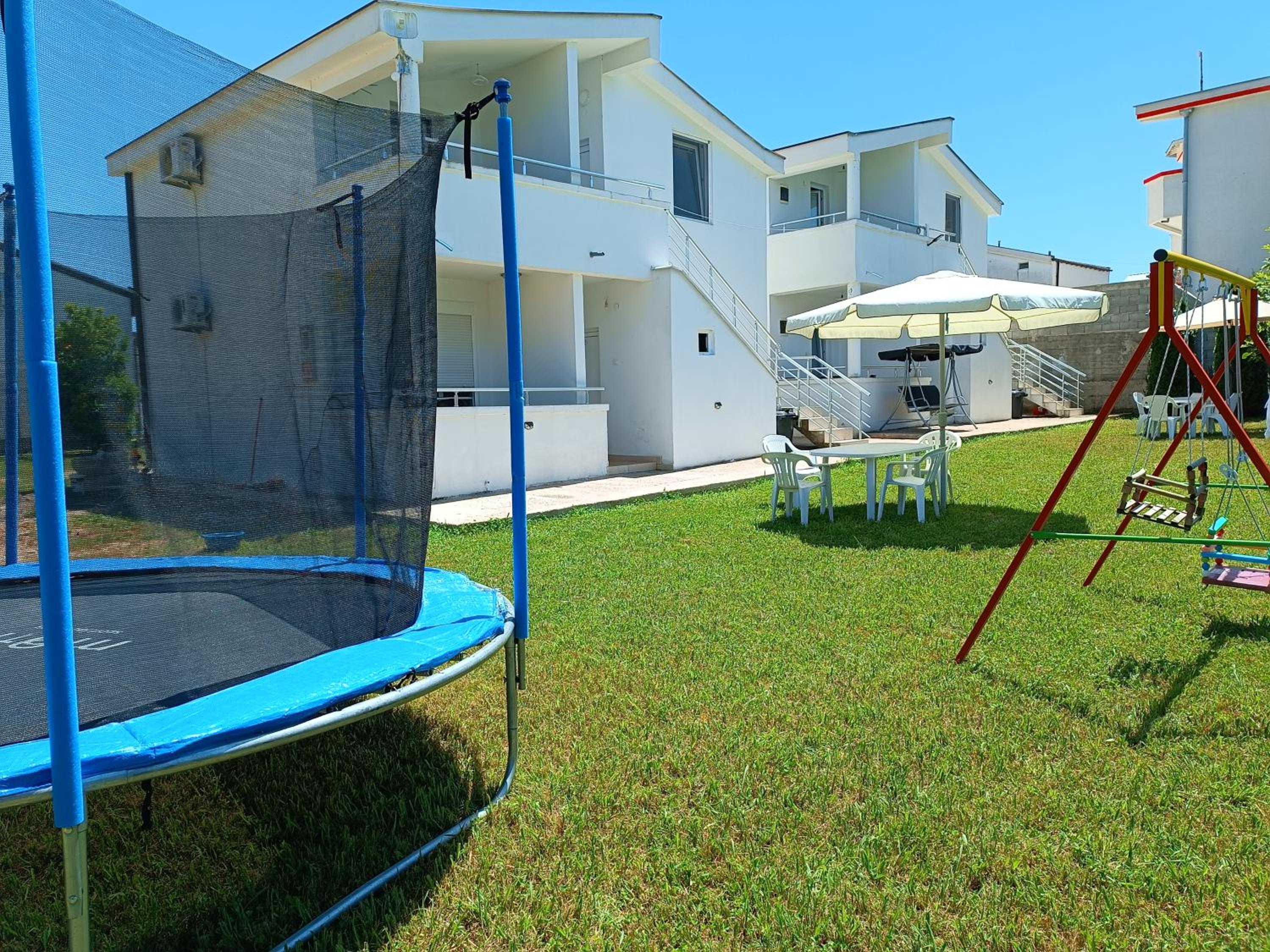 Apartmani DEMIR photo 2