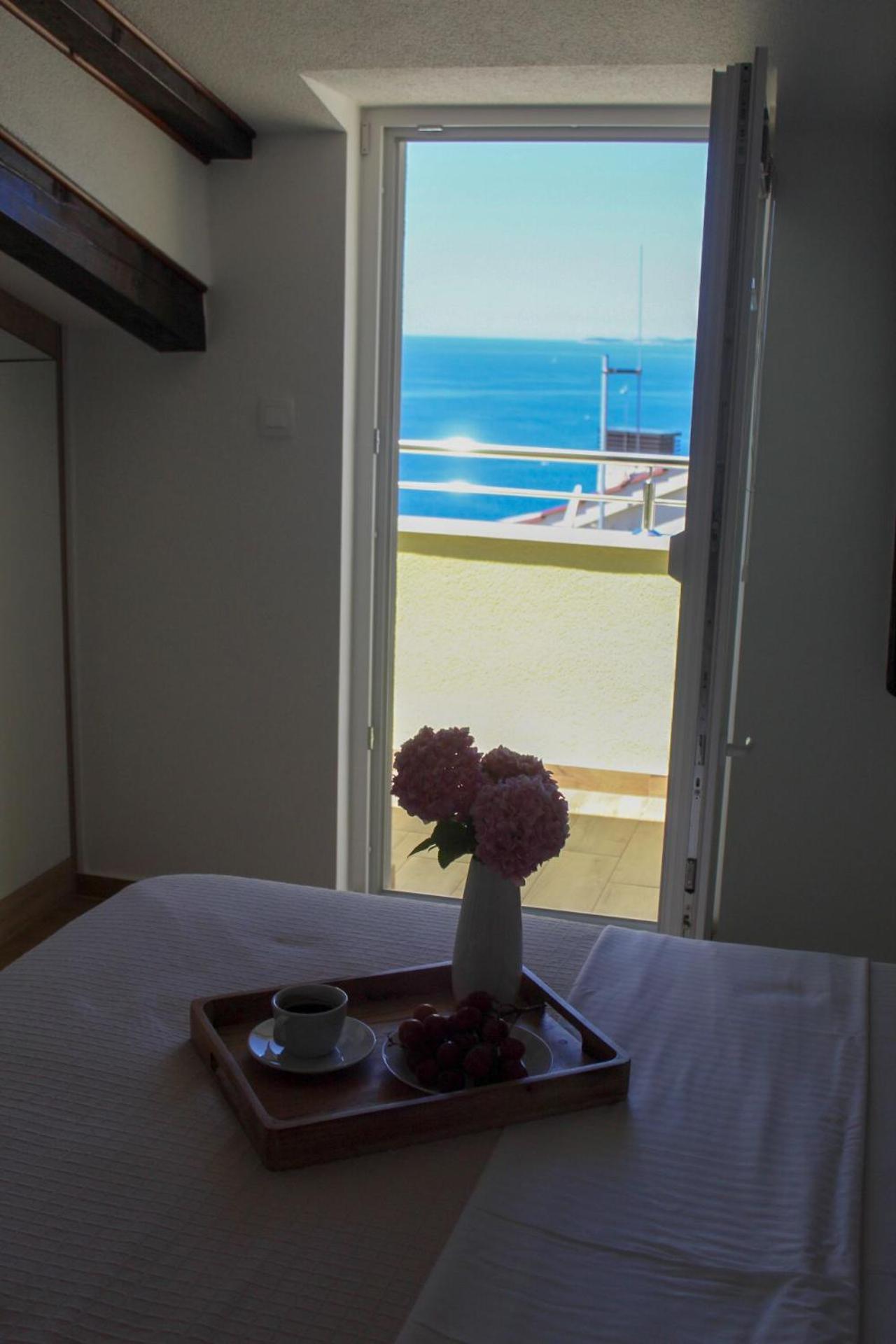 Penthouse Ema view 4