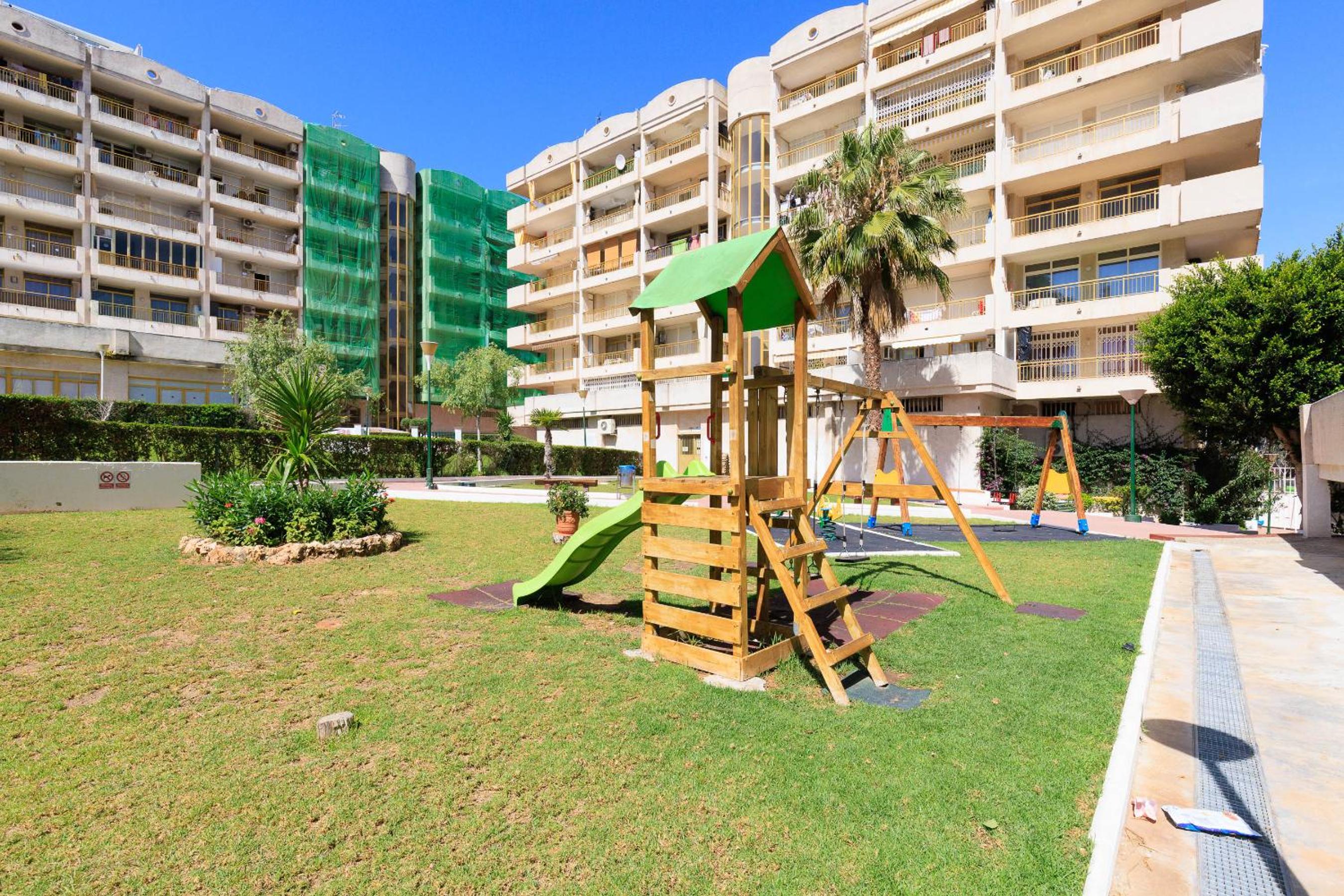 Catalonia Park Apartamentos view 2