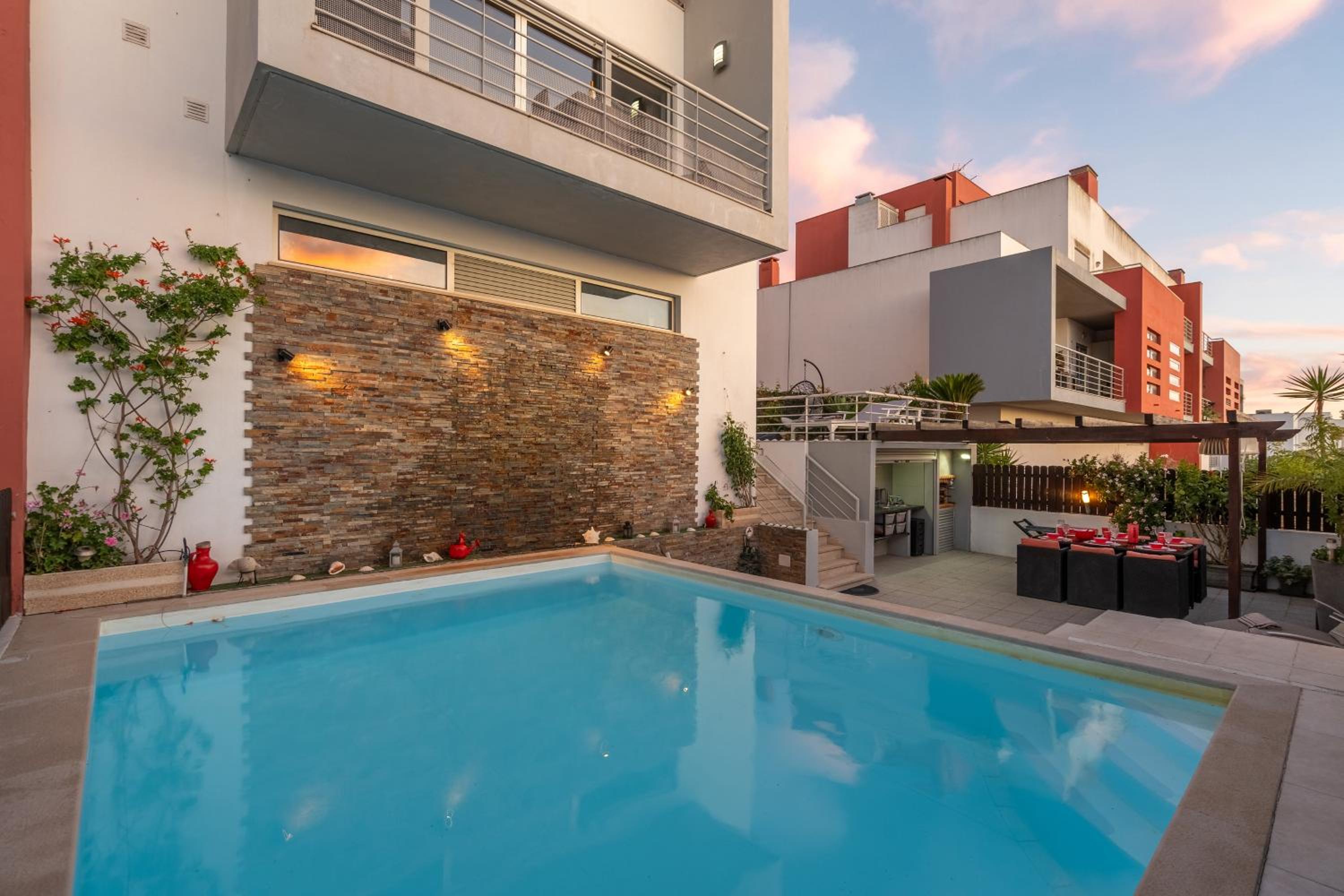 Hotel Vila Cantinho Algarvio Vista Rio - Image 1