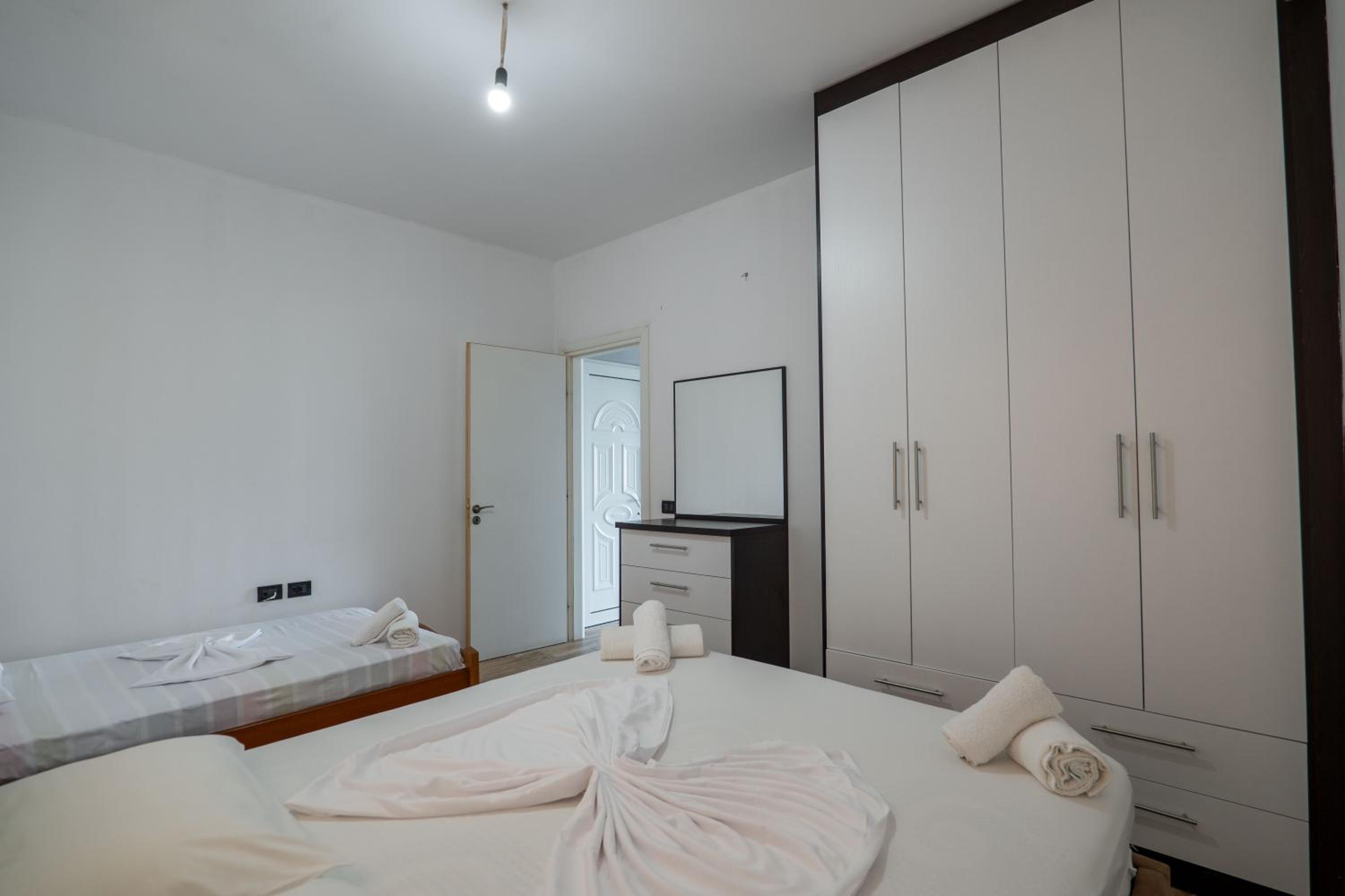 Denis Apartments