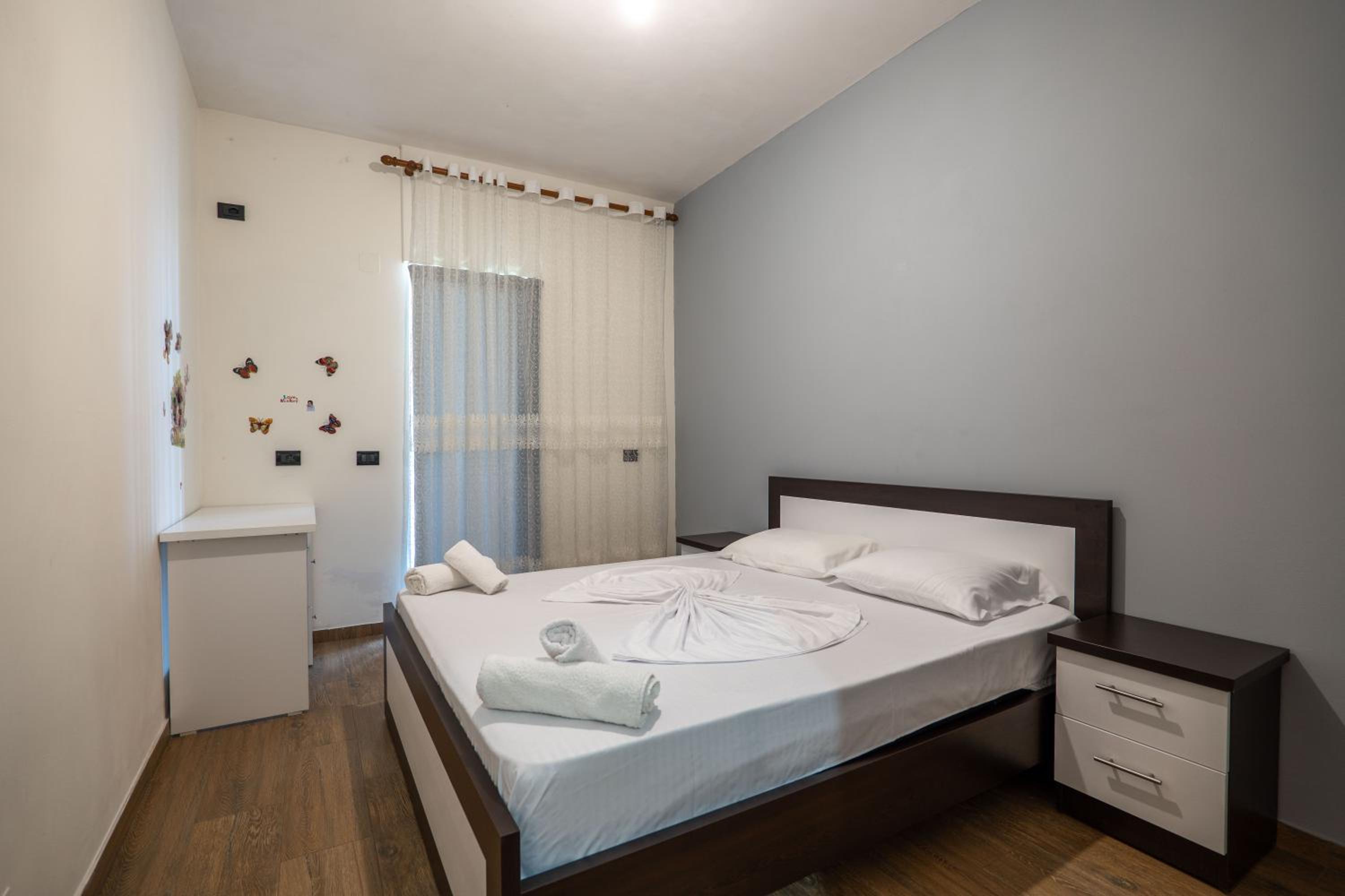 Denis Apartments