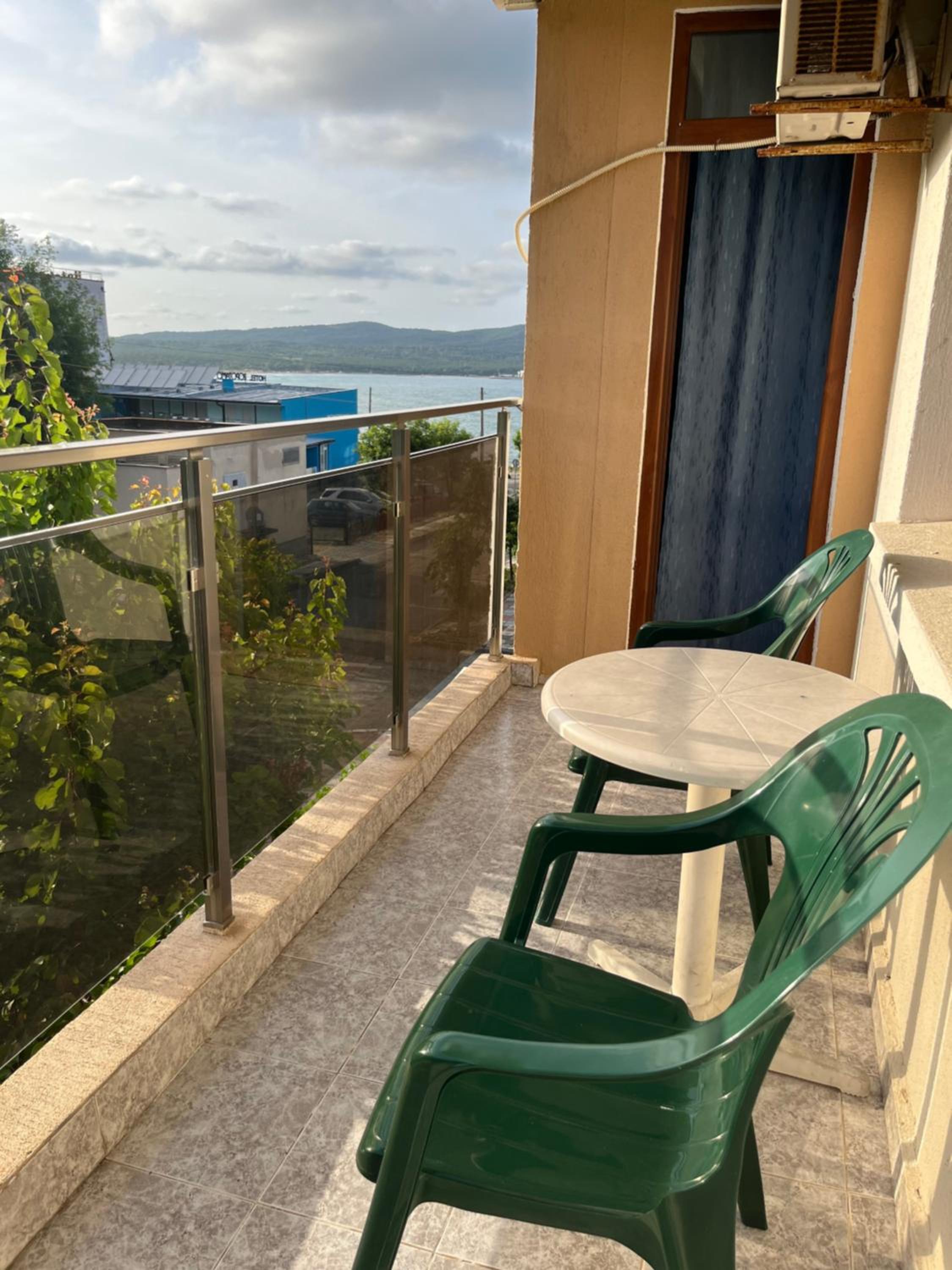 Paunovi Guest House