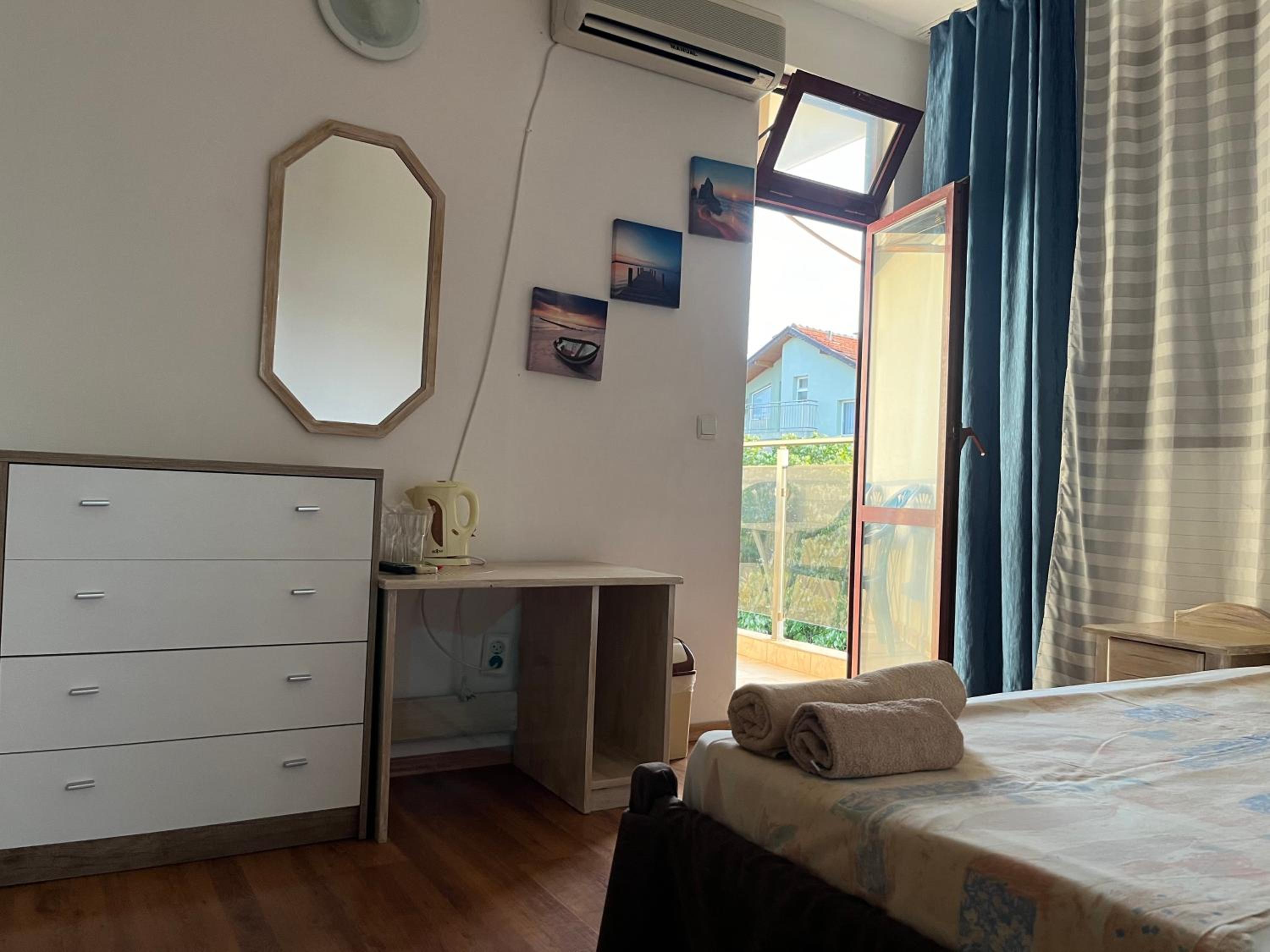 Paunovi Guest House
