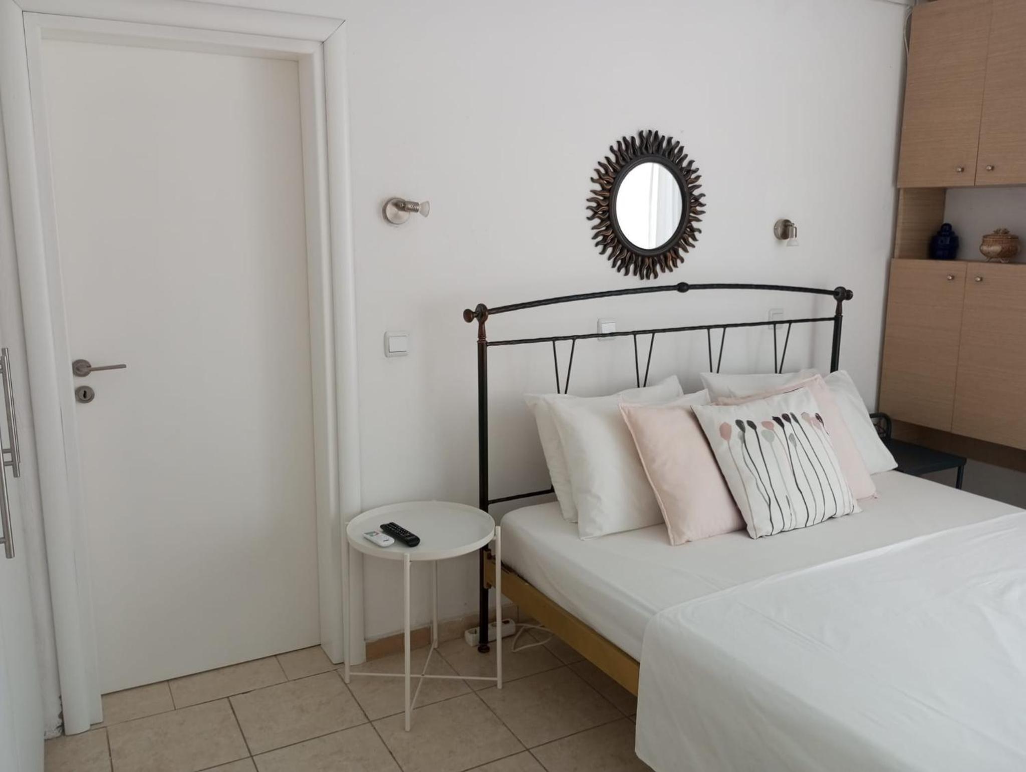 Olga Studios Apartment