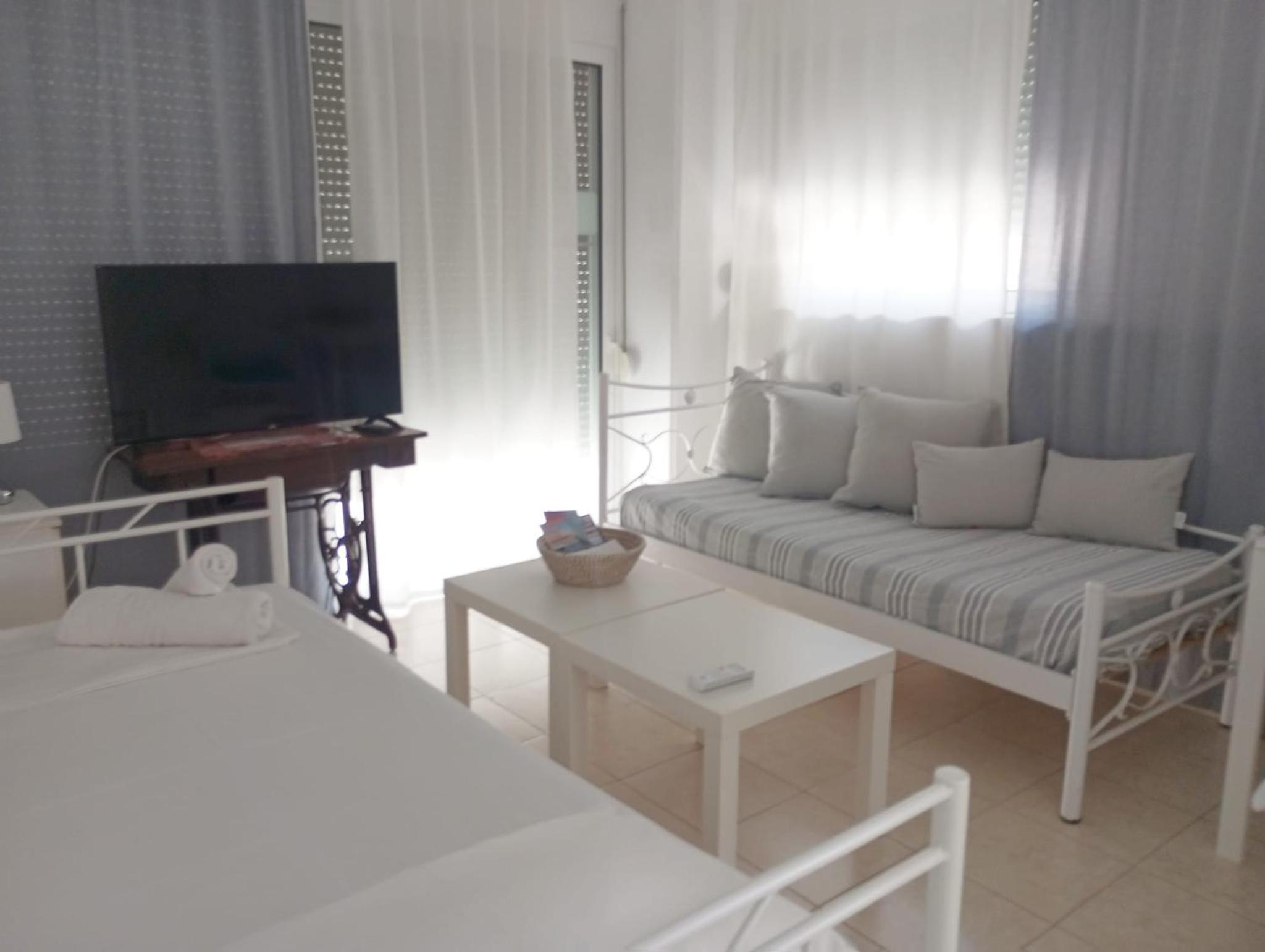 Olga Studios Apartment