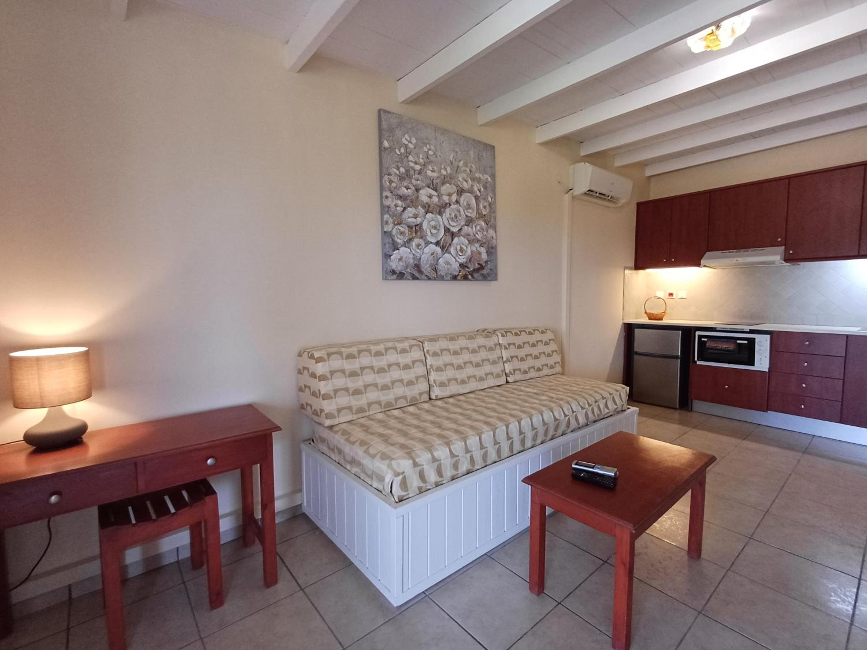 Penelope Apartment Hotel