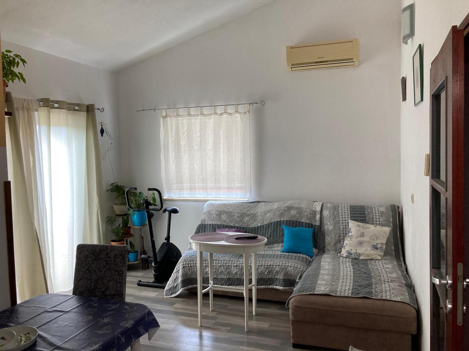 Apartman Perci Vrh view 3