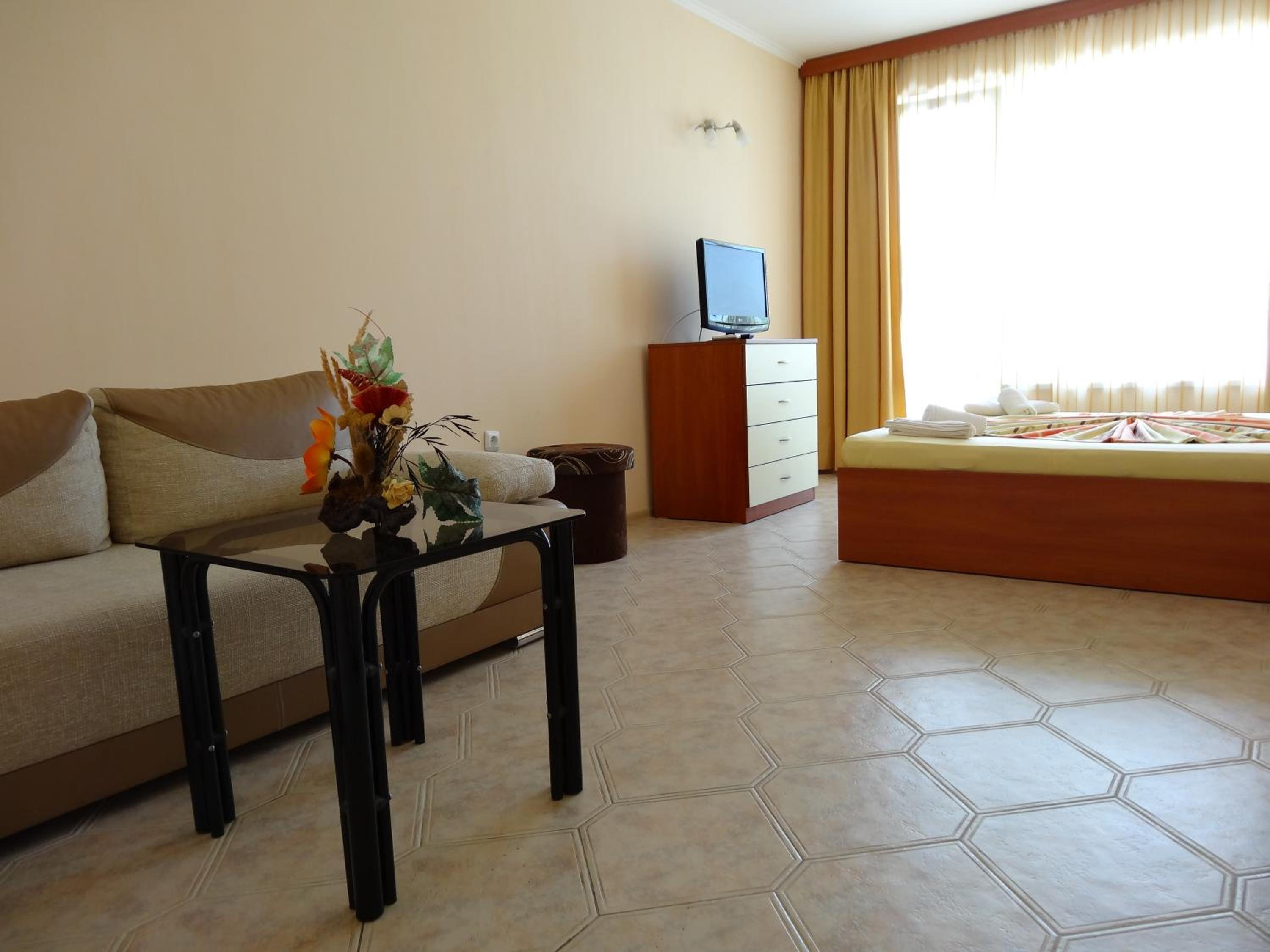 Photo 64