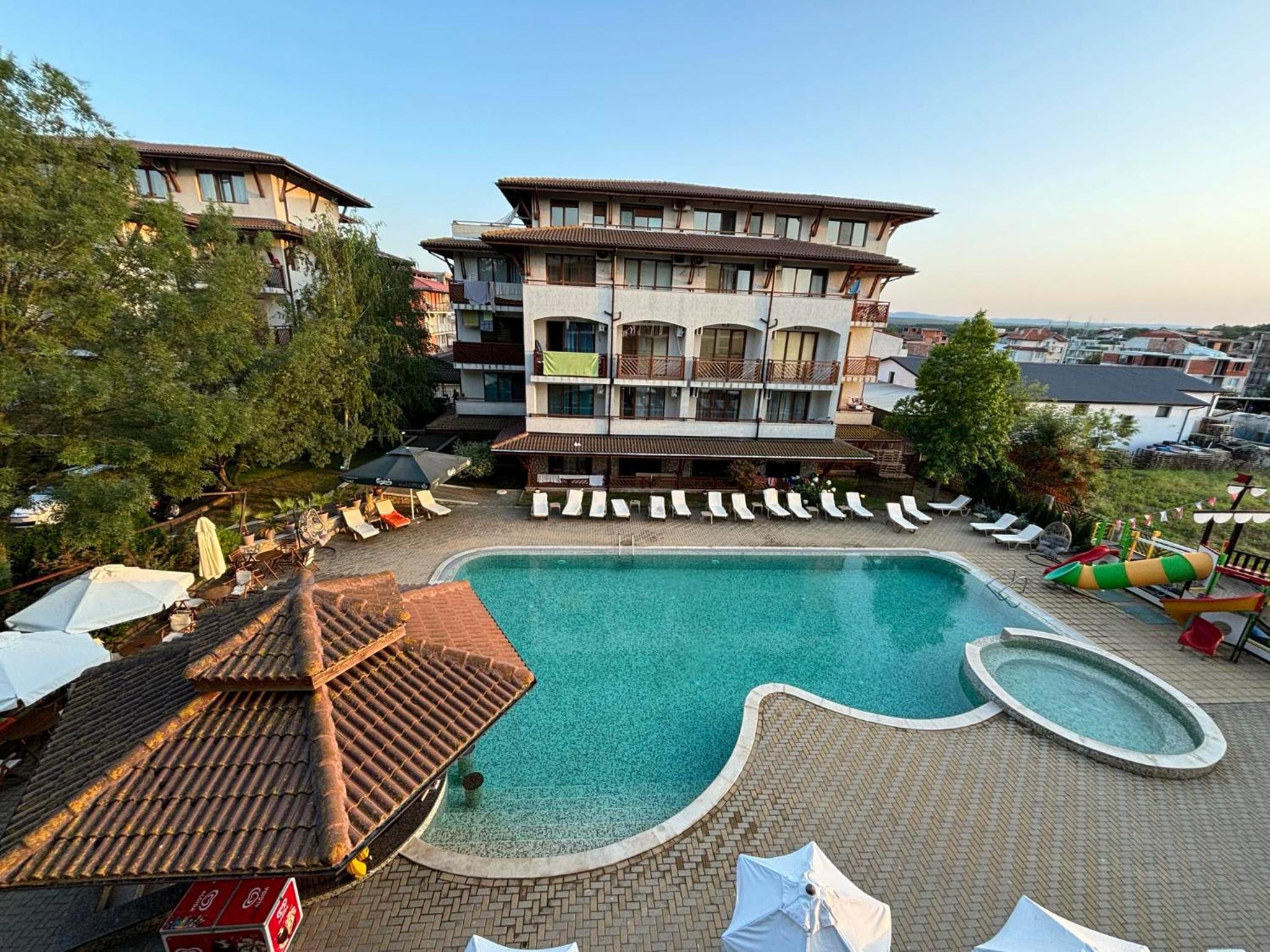 Apartments Primorsko view 2